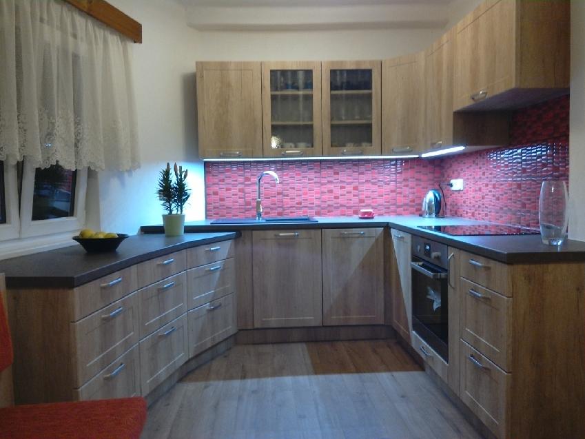 U Jiříka - Kuchyňské a podlahové studio foto 2