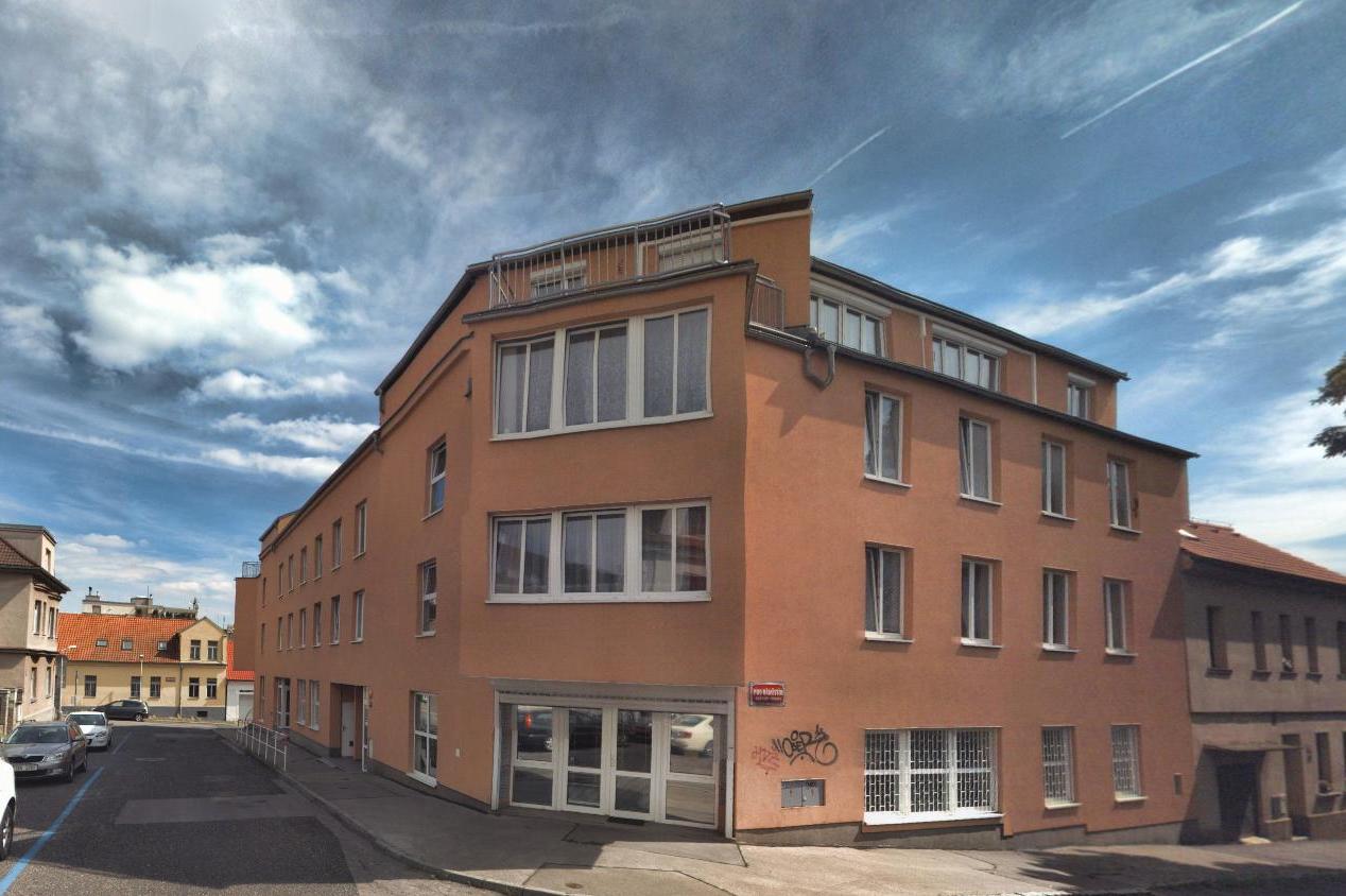 Obchod s volným časem | Úklid FIREM foto 3