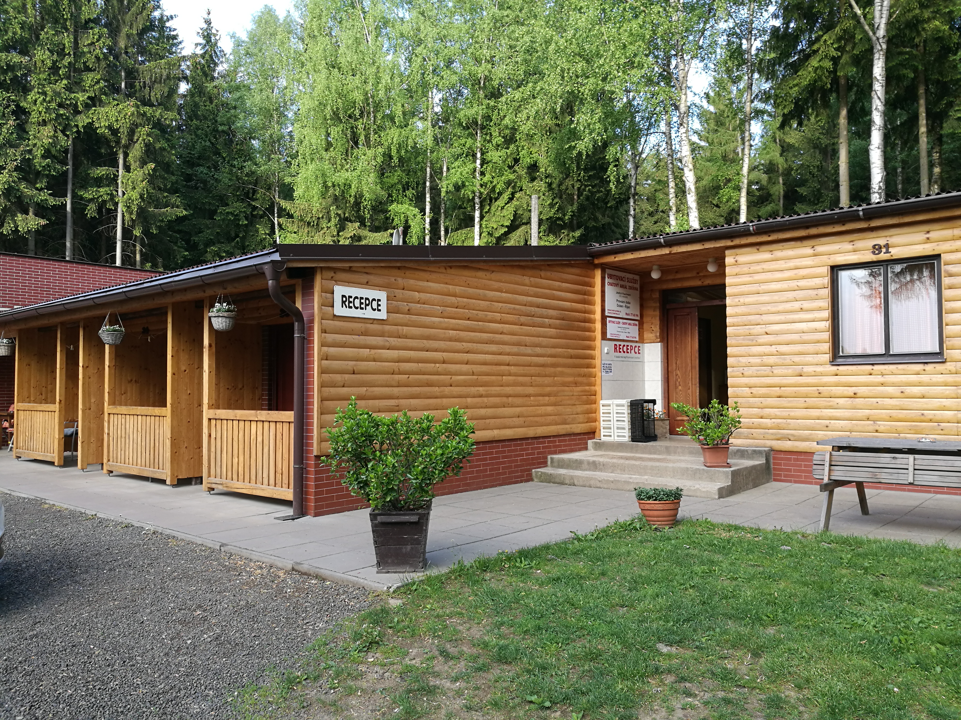 Občerstvení v chatovém areálu foto 2