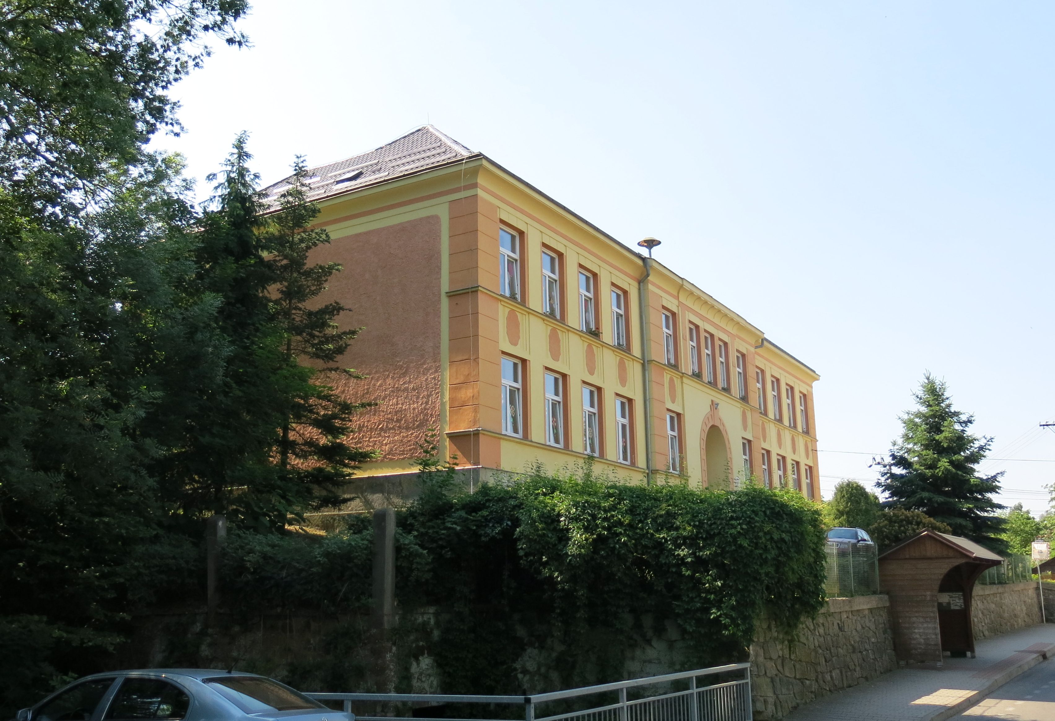 ZŠ a MŠ Ludvíkovice