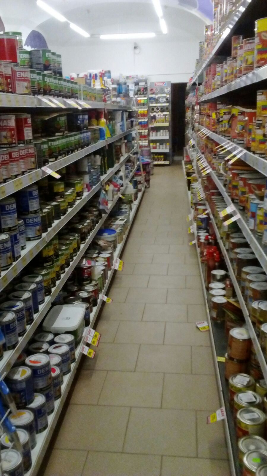 BARVY A LAKY DROGERIE foto 3