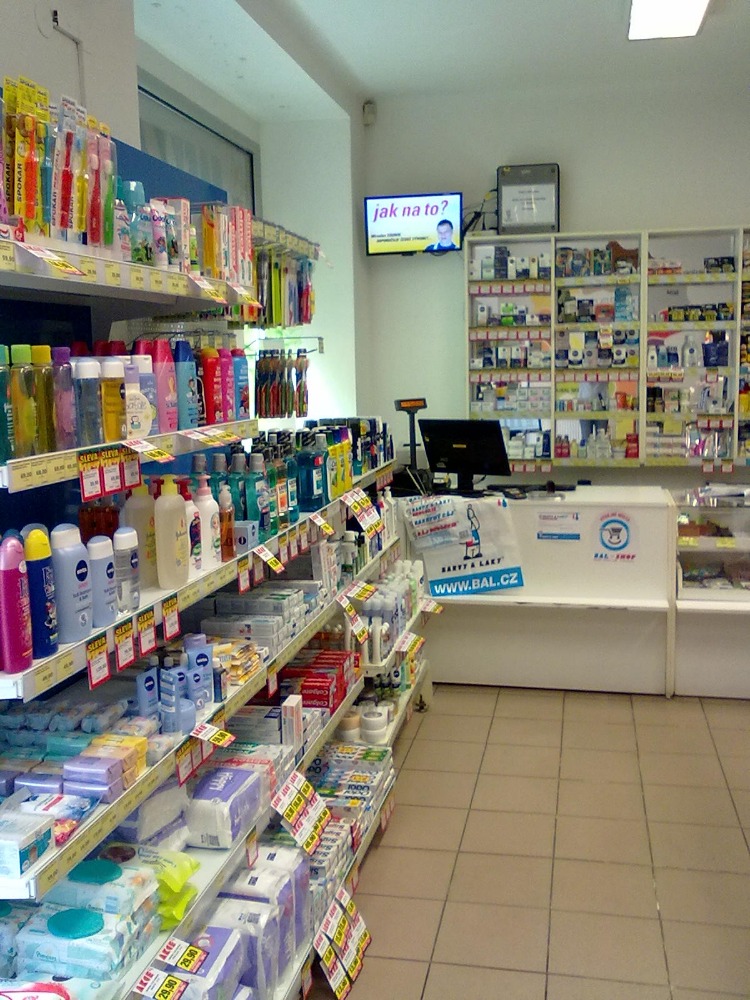 BARVY A LAKY DROGERIE foto 6