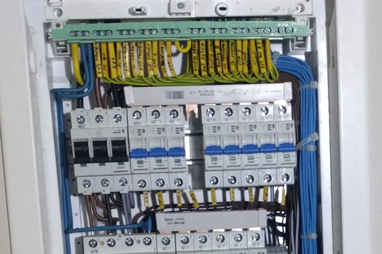 Gožďál Elektrikář Pohotovost - Nonstop havarijní služba