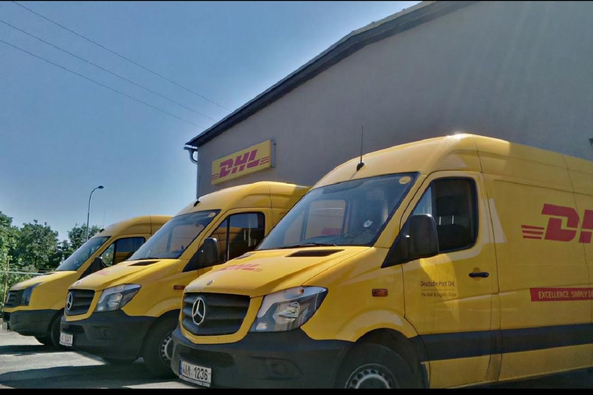 DHL EXPRESS recepce