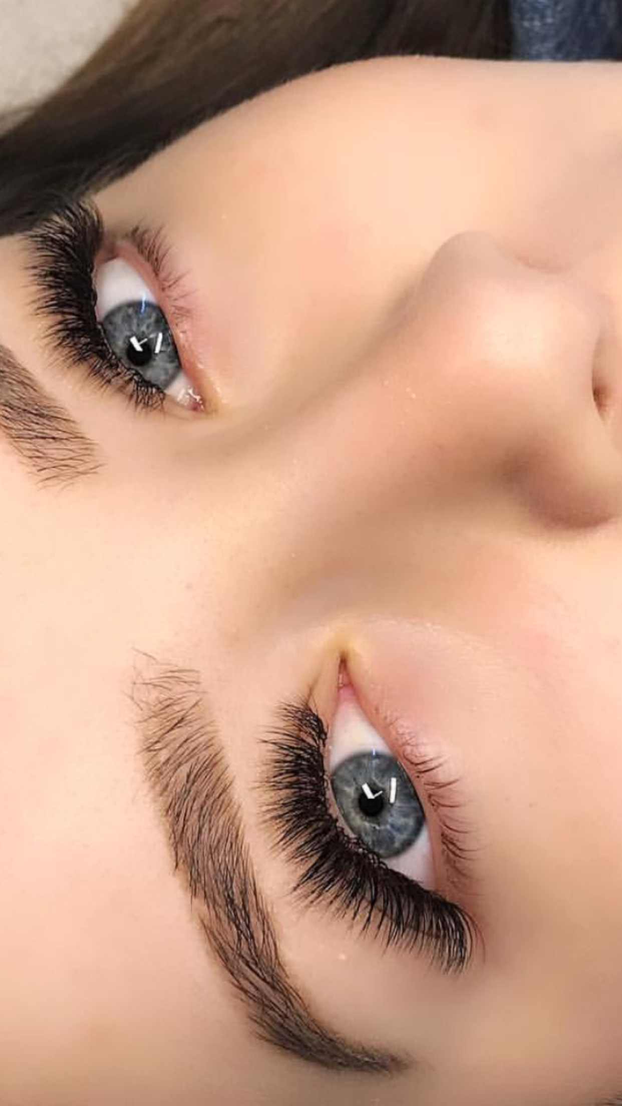 Master lash stylist& brow master stylist by Vladka foto 3