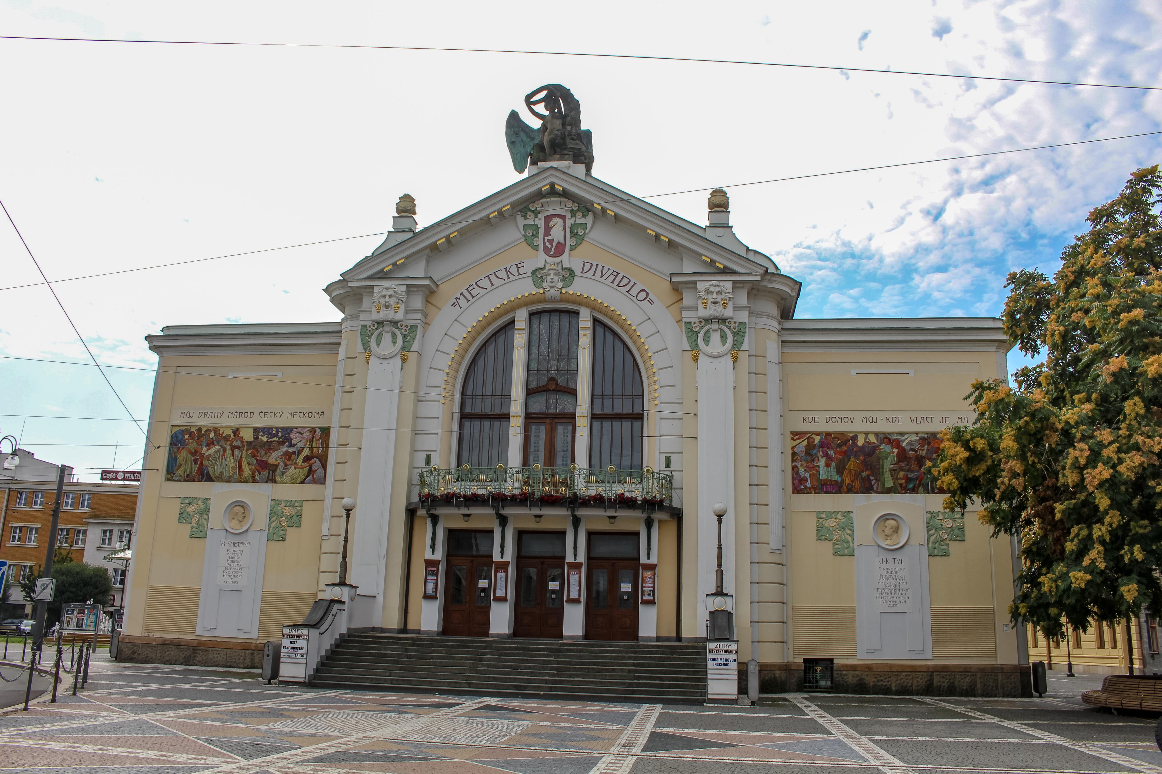 Východočeské divadlo Pardubice