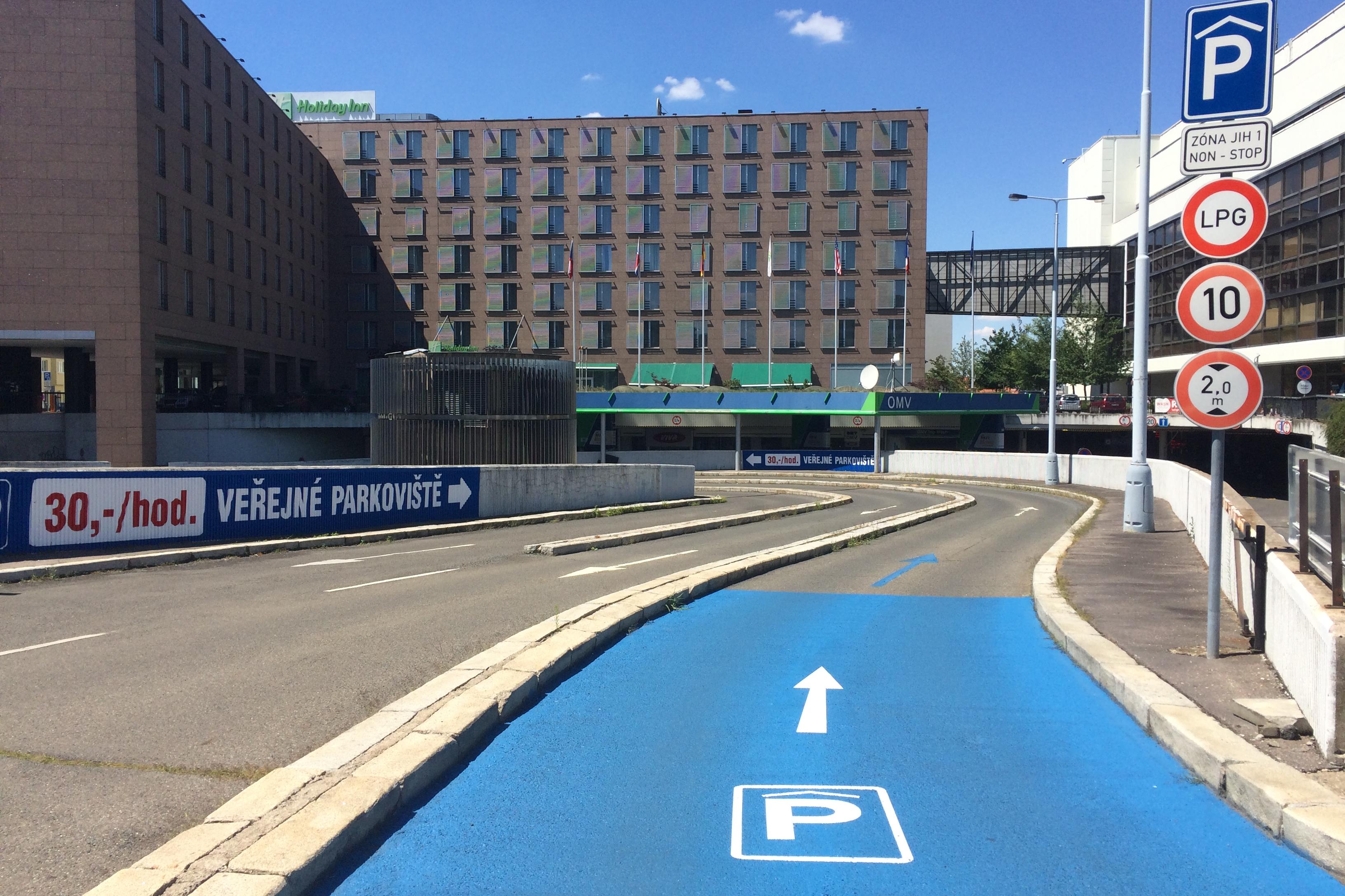 RENTHELPER Praha - RHP Parking