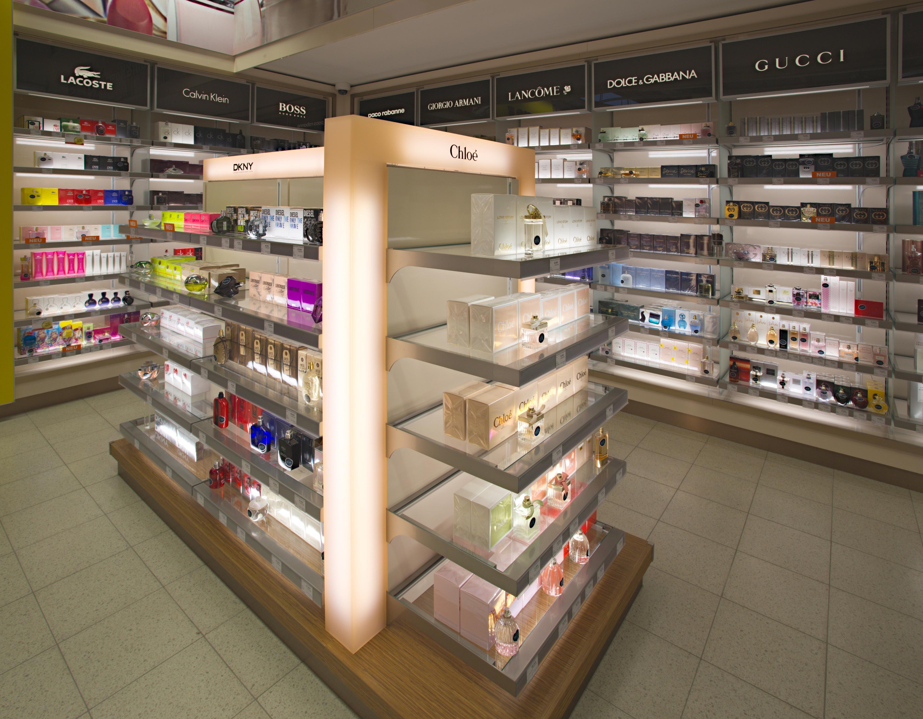 TRAVEL FREE SHOP foto 4