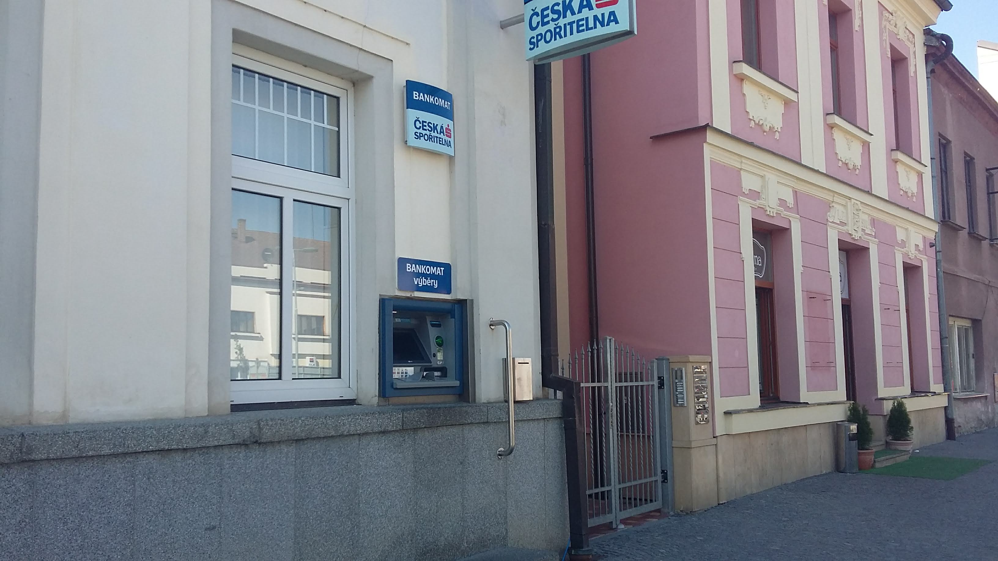 Bankomat České spořitelny