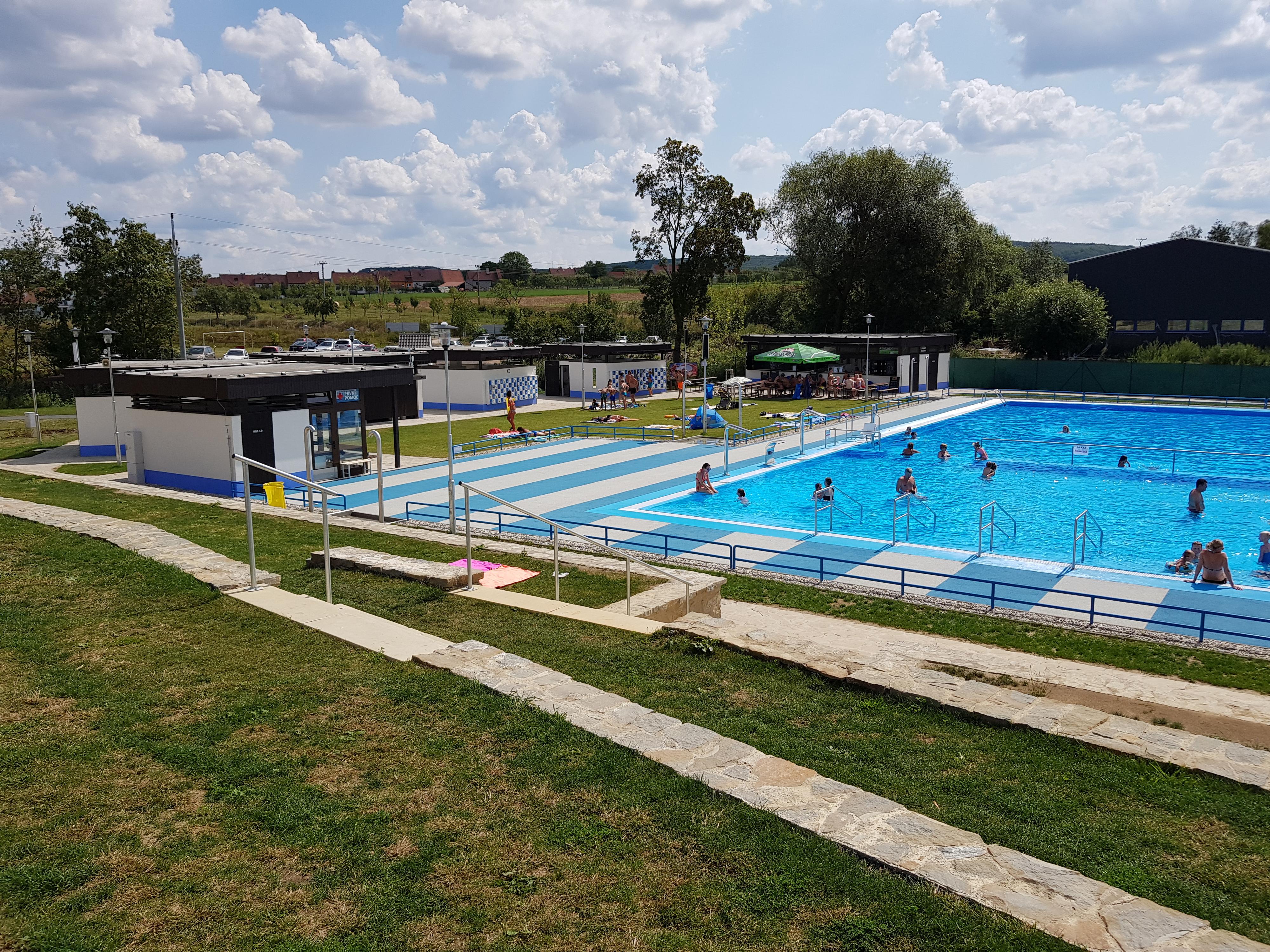 Koupaliště Vlčnov foto 3