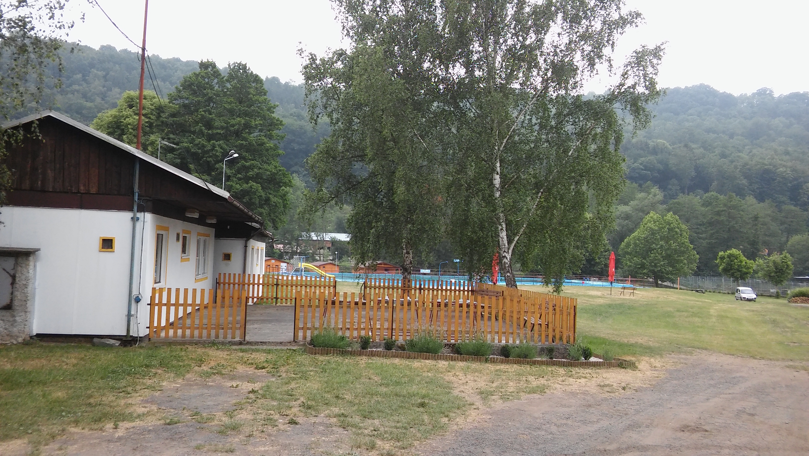 Termální koupaliště Benešov nad Ploučnicí foto 2