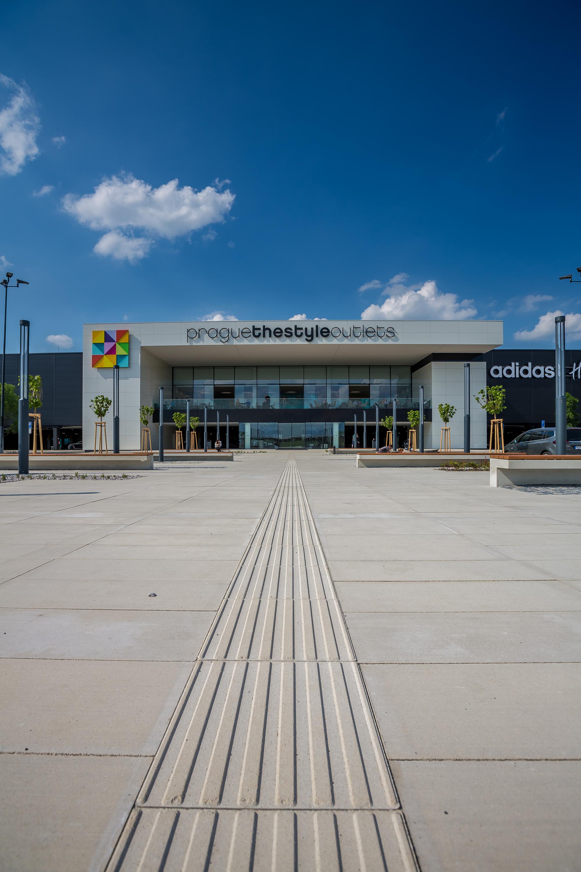 POP Airport