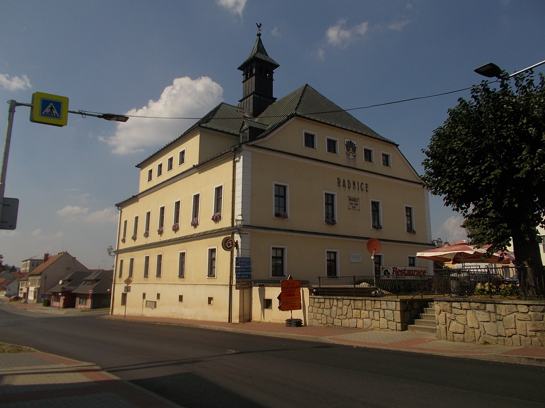 Křižanov - úřad městyse foto 2