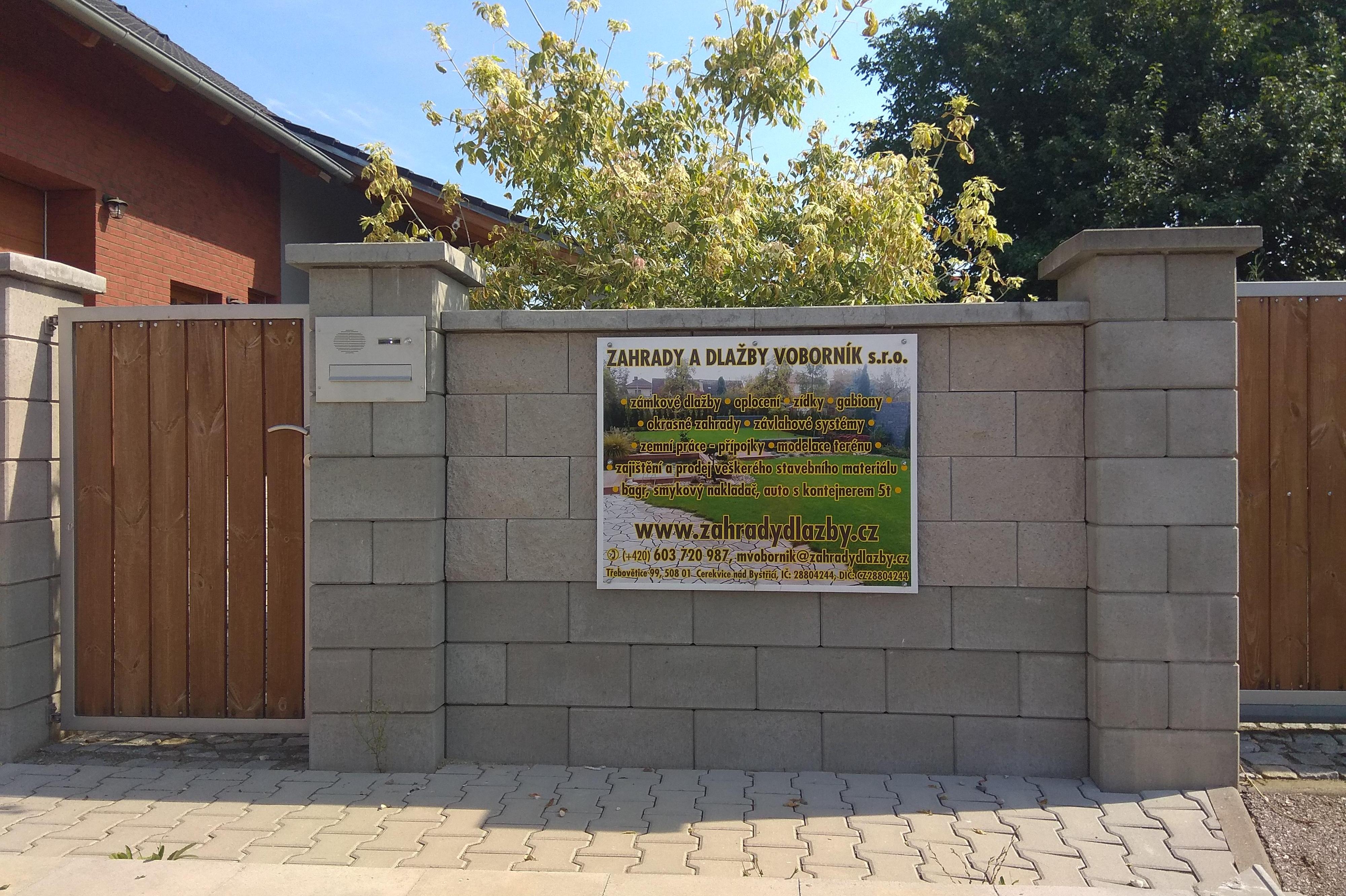 ZAHRADY A DLAŽBY VOBORNÍK