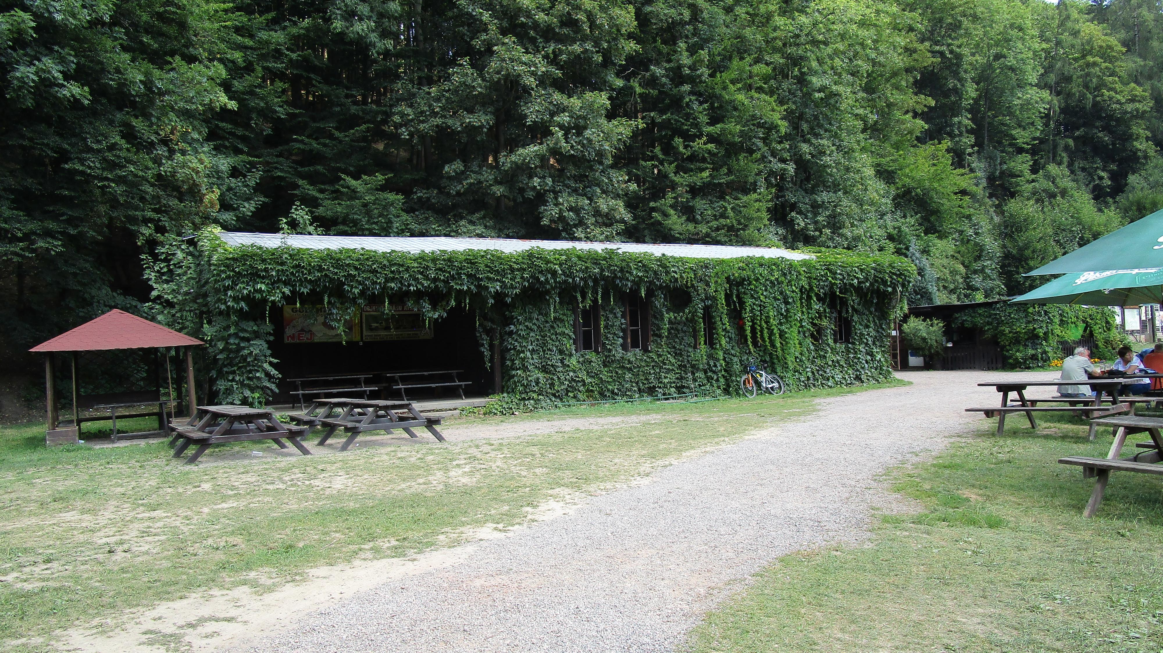 Restaurace kempu Western Vochtánka foto 3