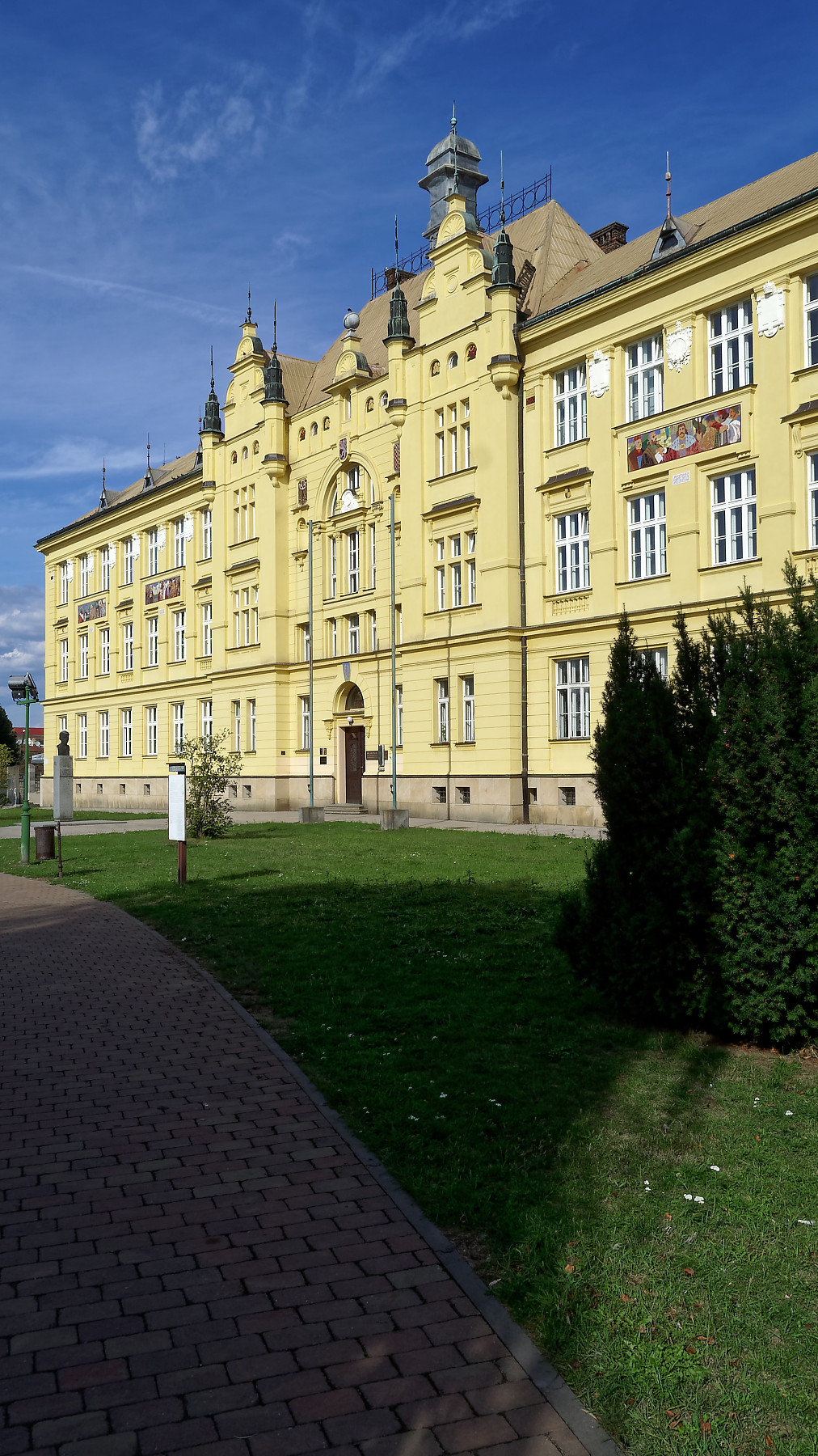 Gymnázium Jana Opletala, Litovel foto 5