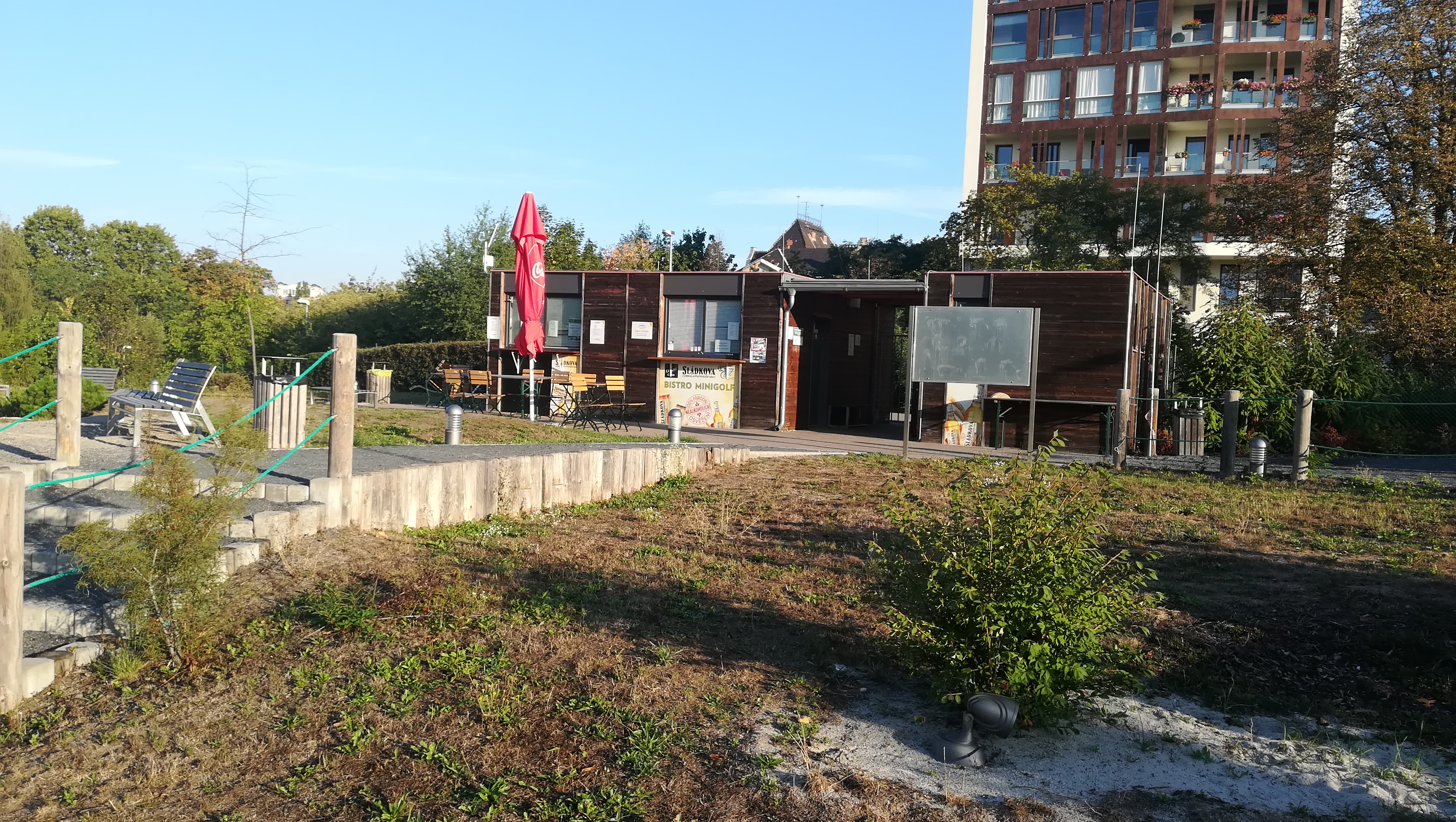 Občerstvení minigolf