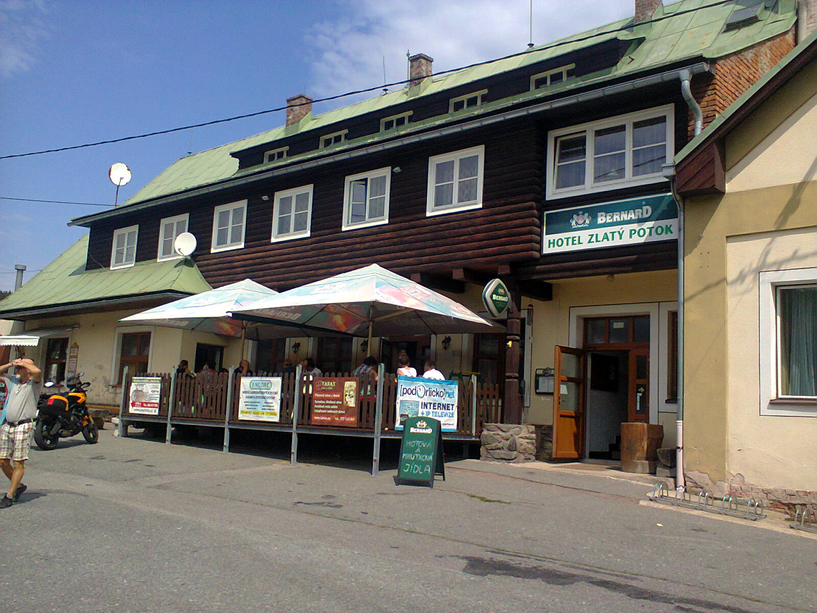 Restaurace Zlatý potok foto 2