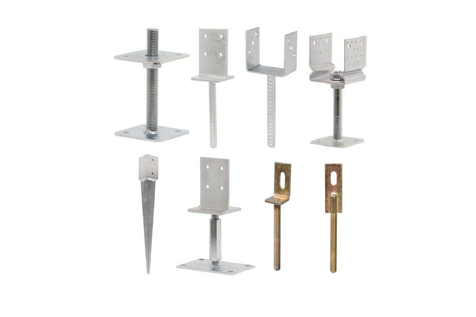 Kotevní patky a tesařské kování