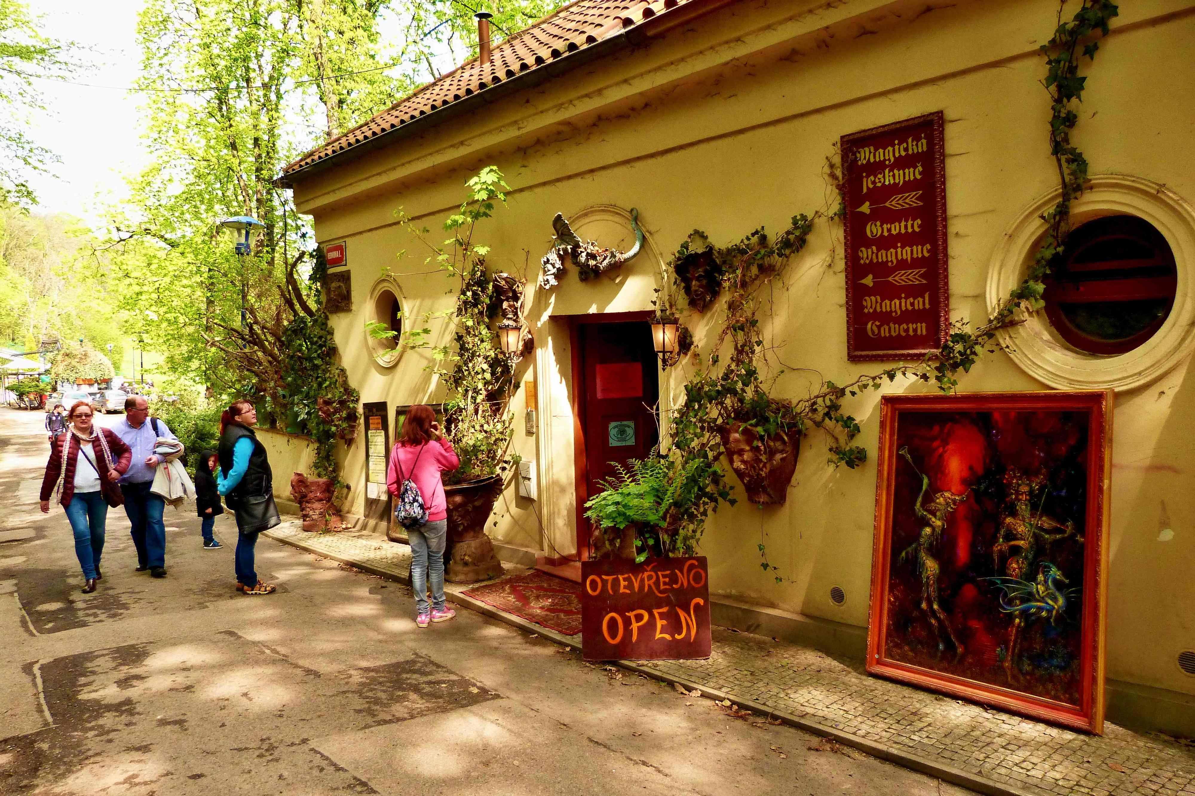 Reon Argondian - Magická jeskyně foto 3