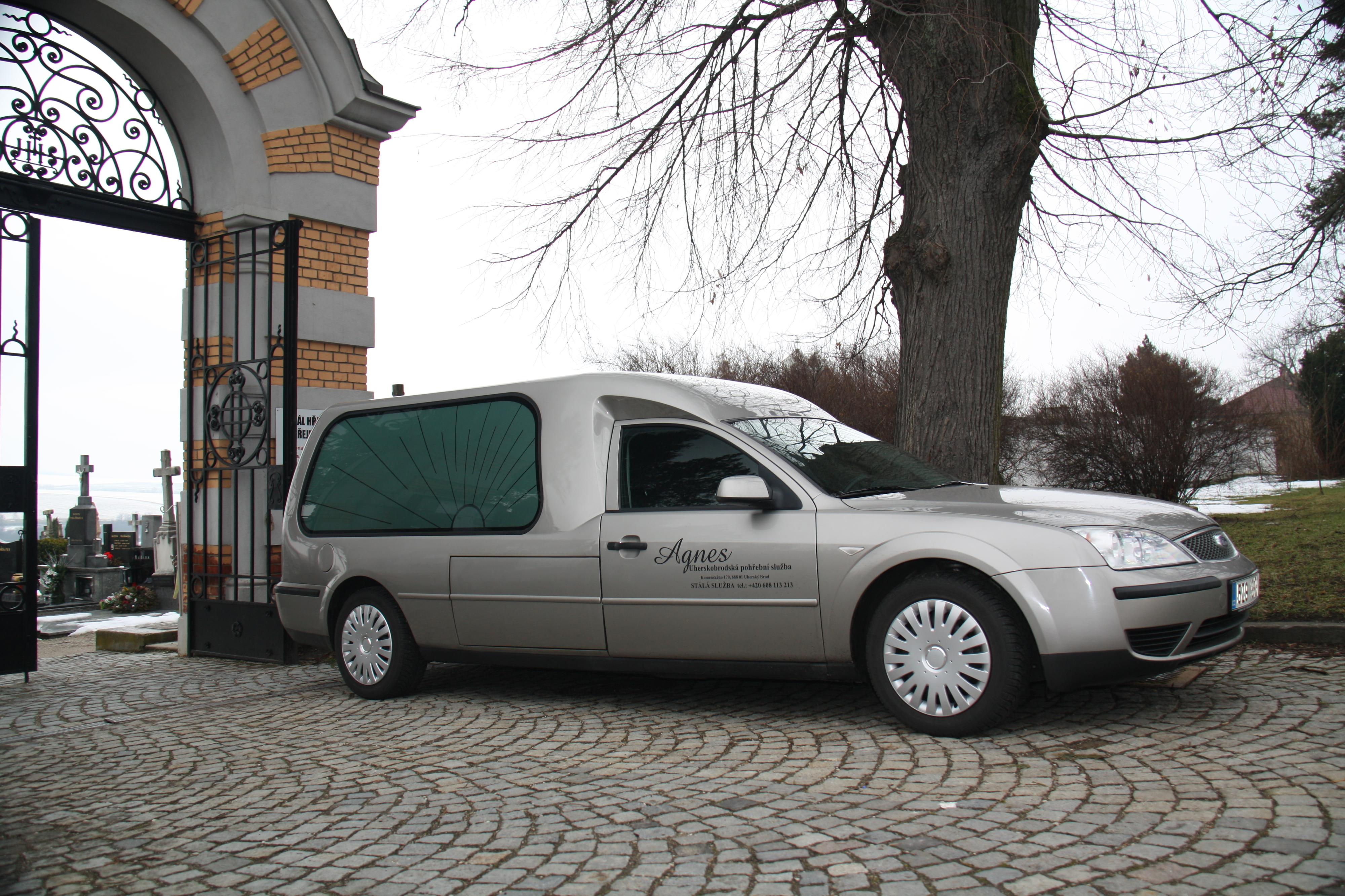 Pohřební služba AGNES Uherský Brod foto 2