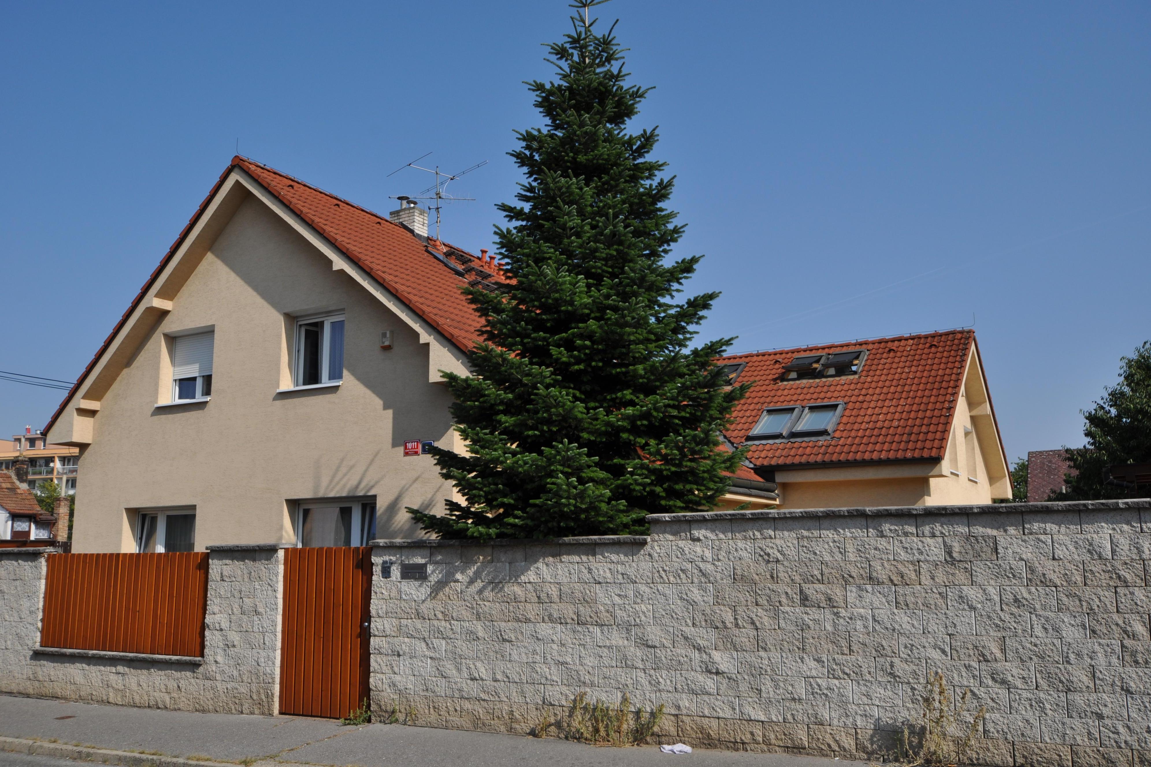 Metropol Real, s.r.o.