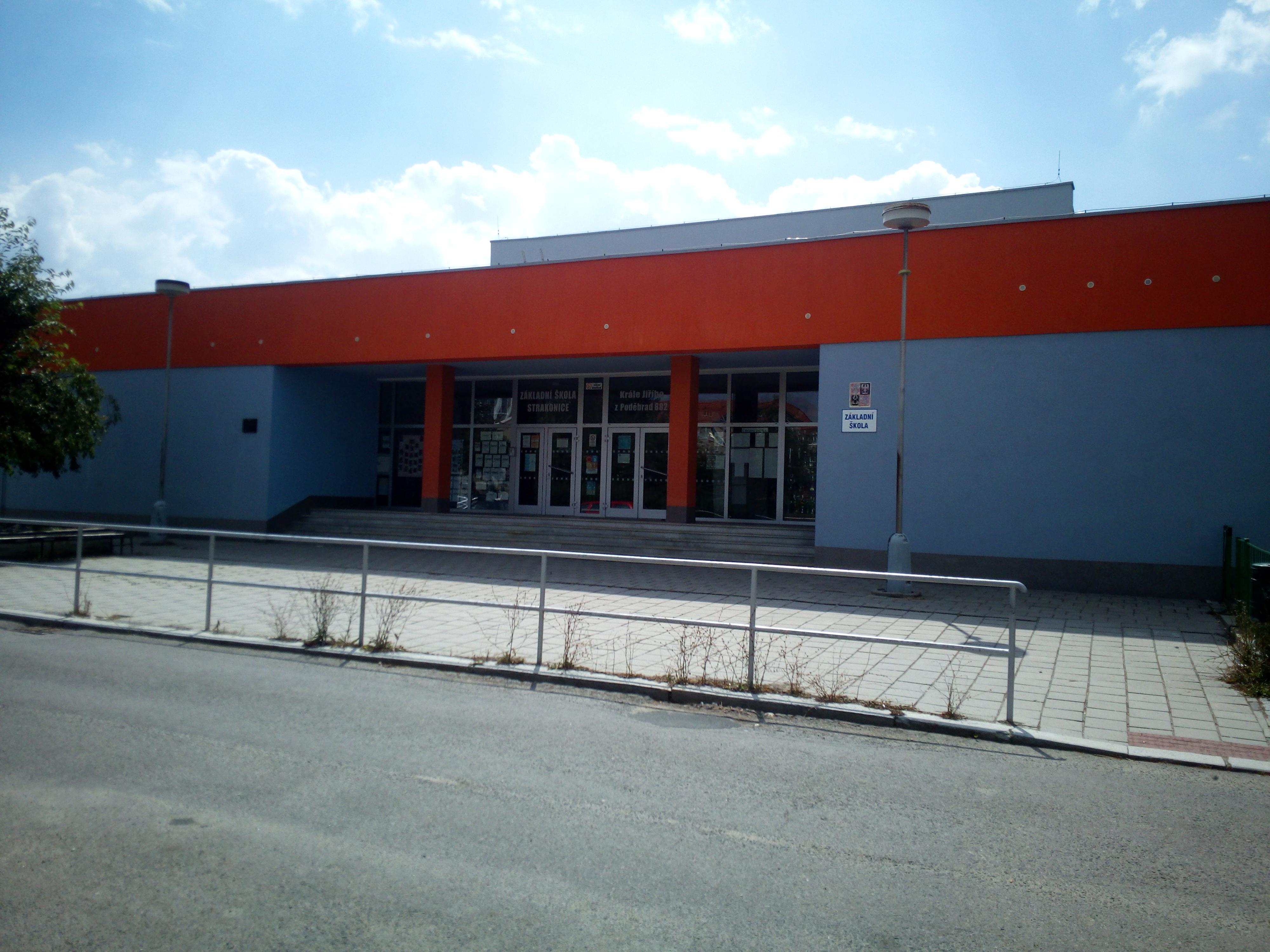 Základní škola Strakonice, Krále Jiřího z Poděbrad 882 foto 2