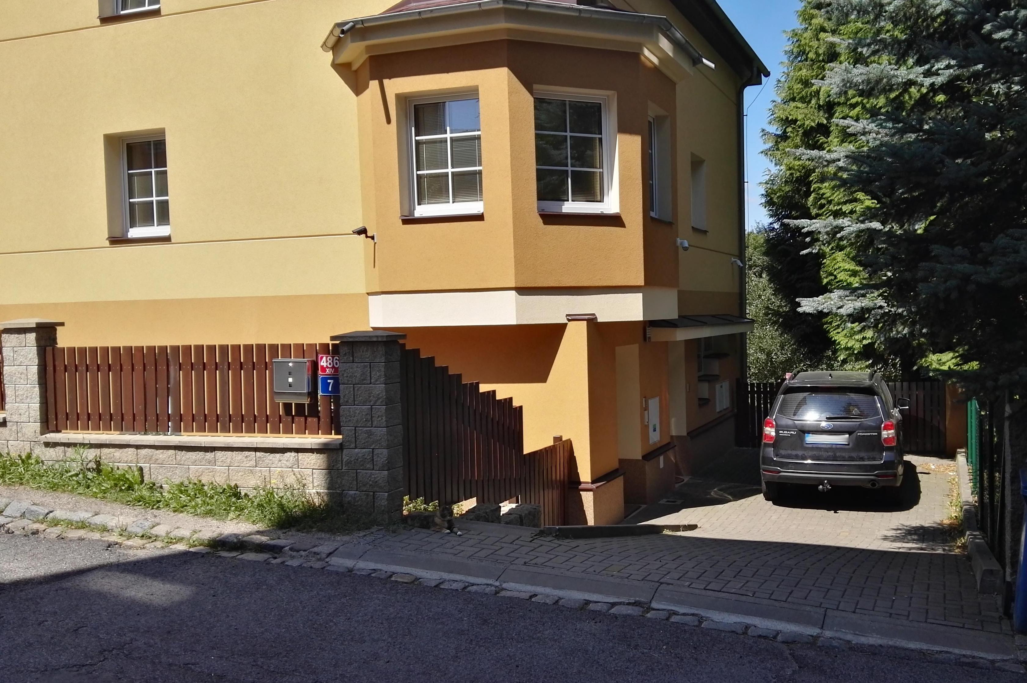 MUDr. Mgr. Lucie Neumannová