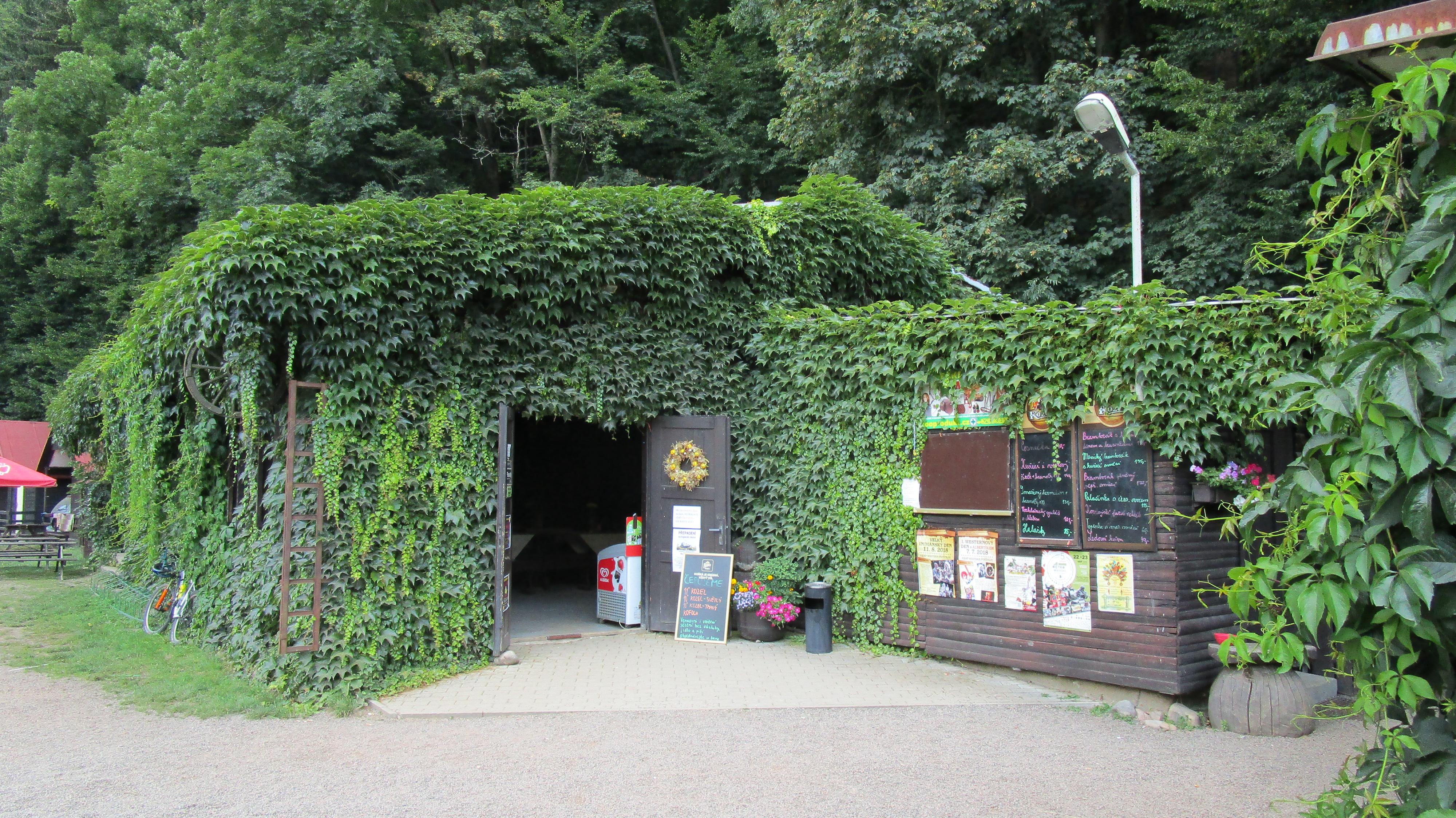 Restaurace kempu Western Vochtánka foto 2