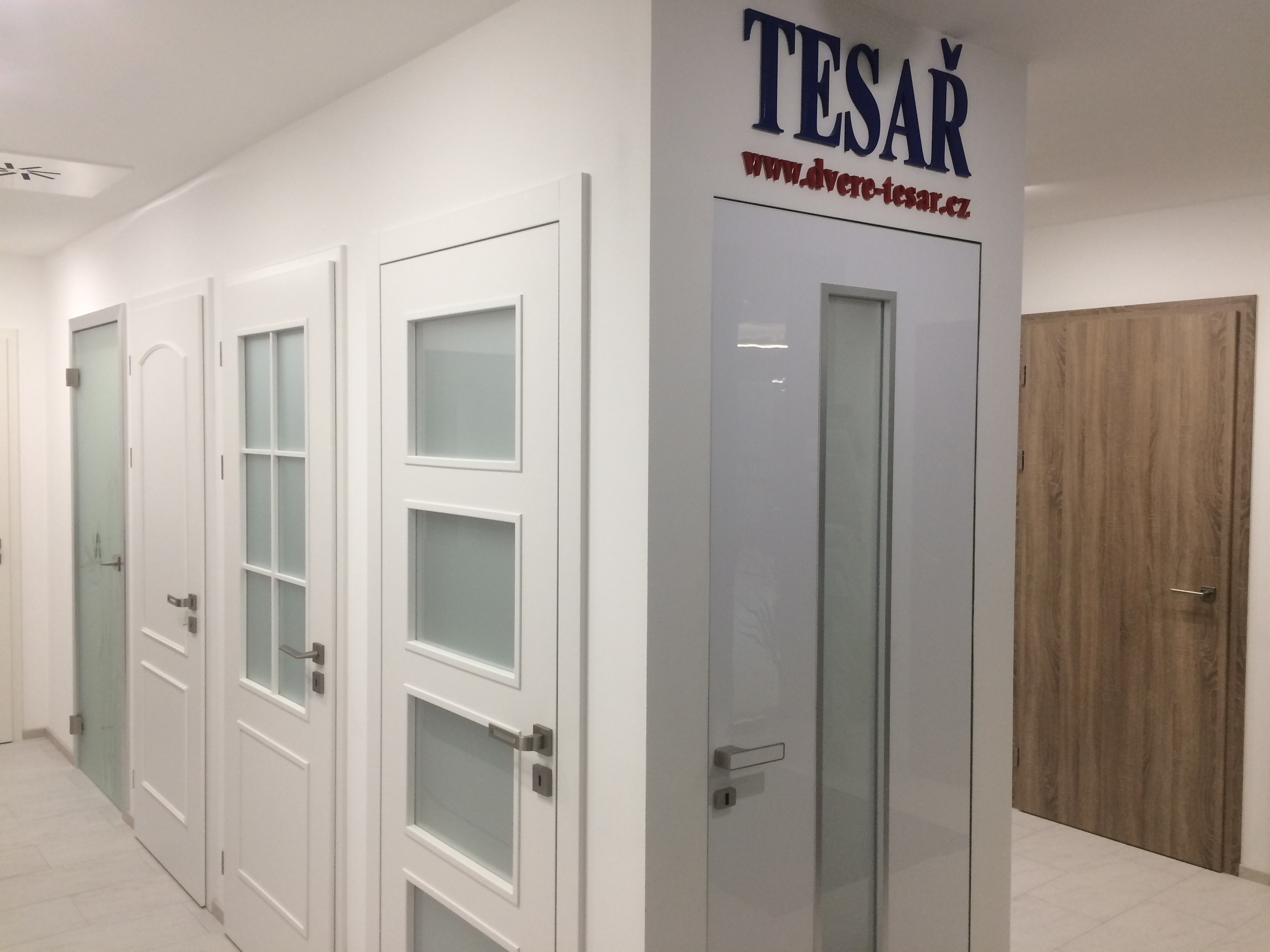 TESAŘ - Interiérové dveře a zárubně foto 4