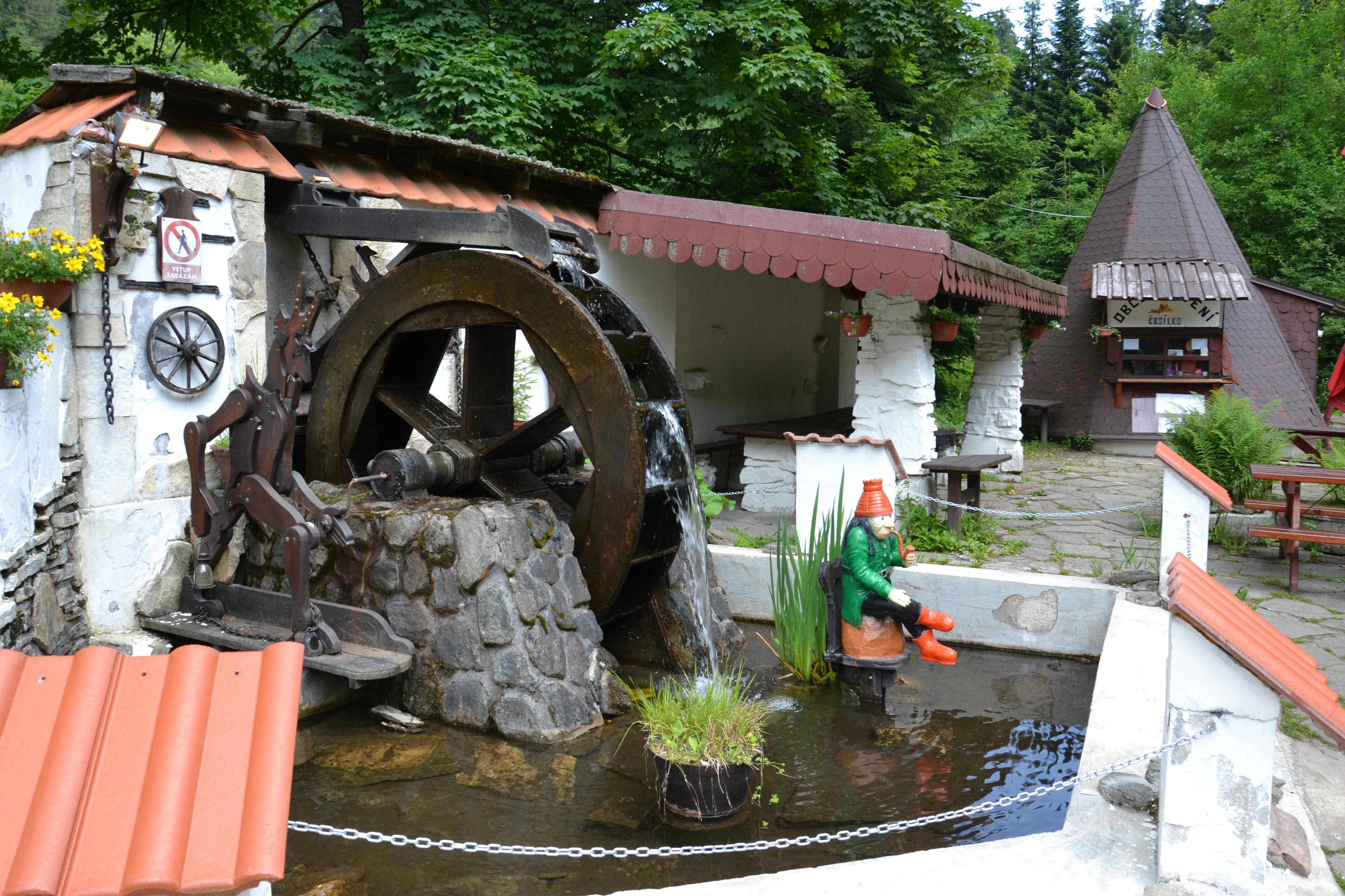 Restaurace Šerlišský Mlýn foto 2