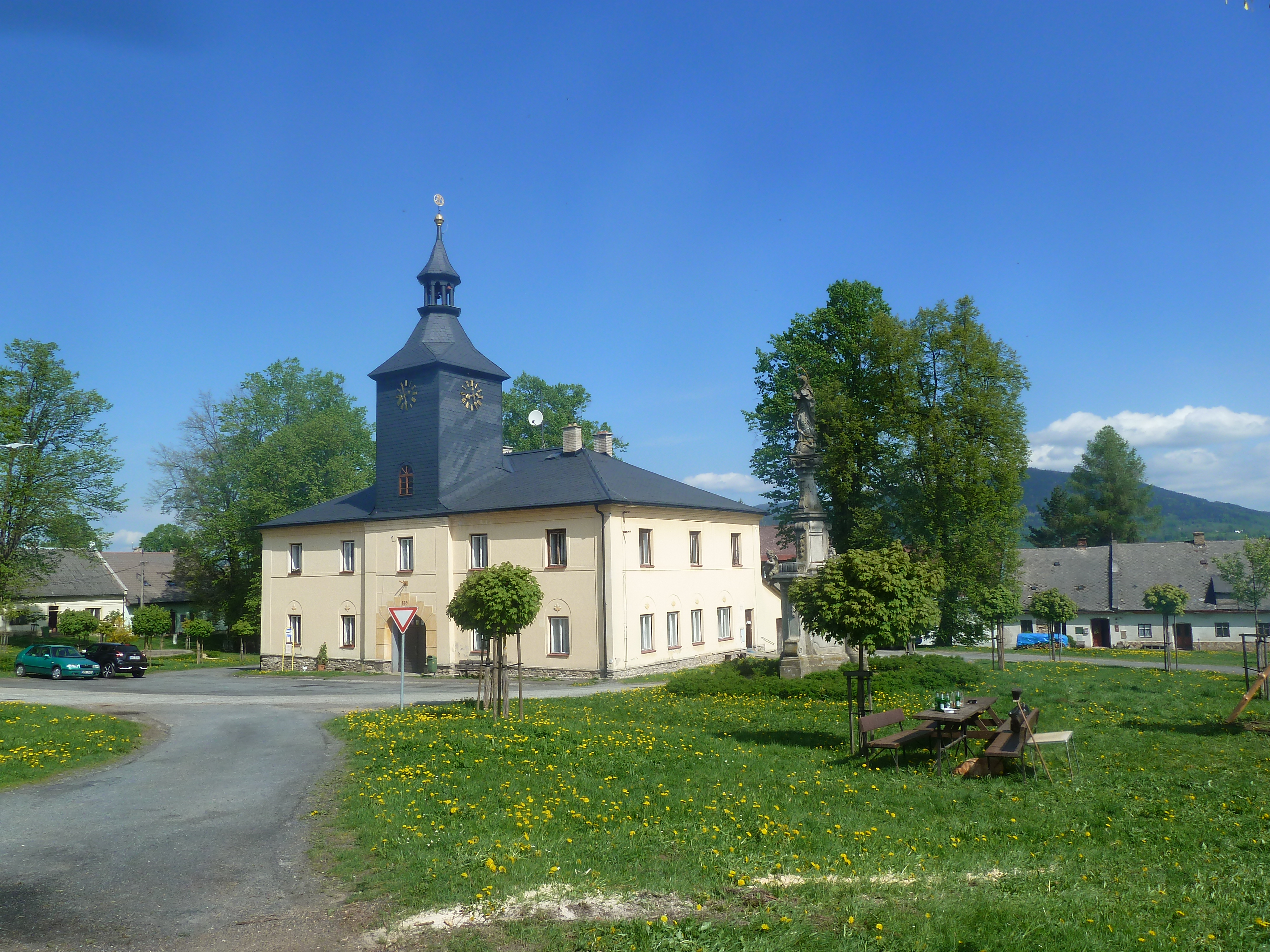 Obecní knihovna Podlesí foto 2