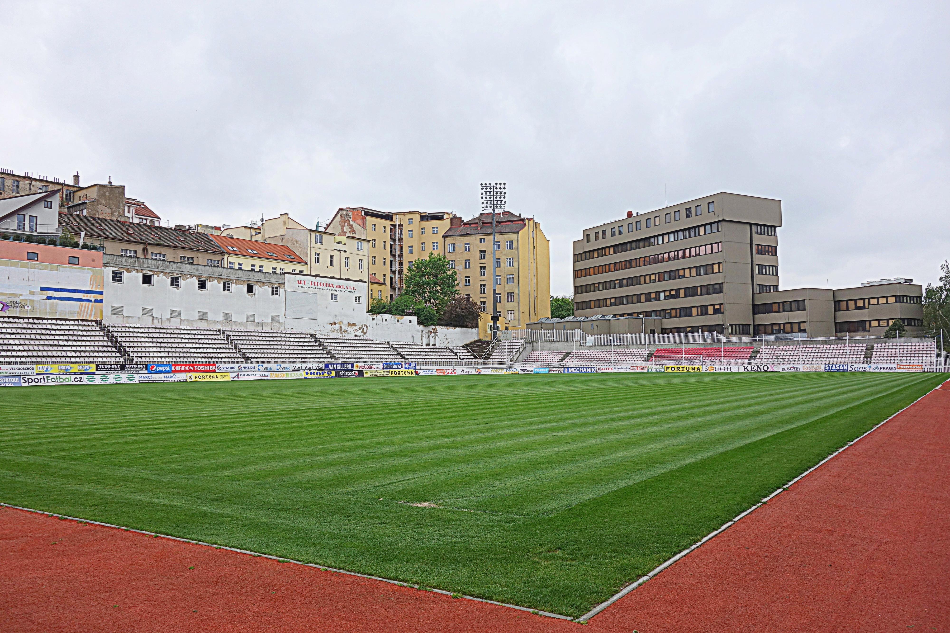 FK VIKTORIA ŽIŽKOV, a.s. foto 4