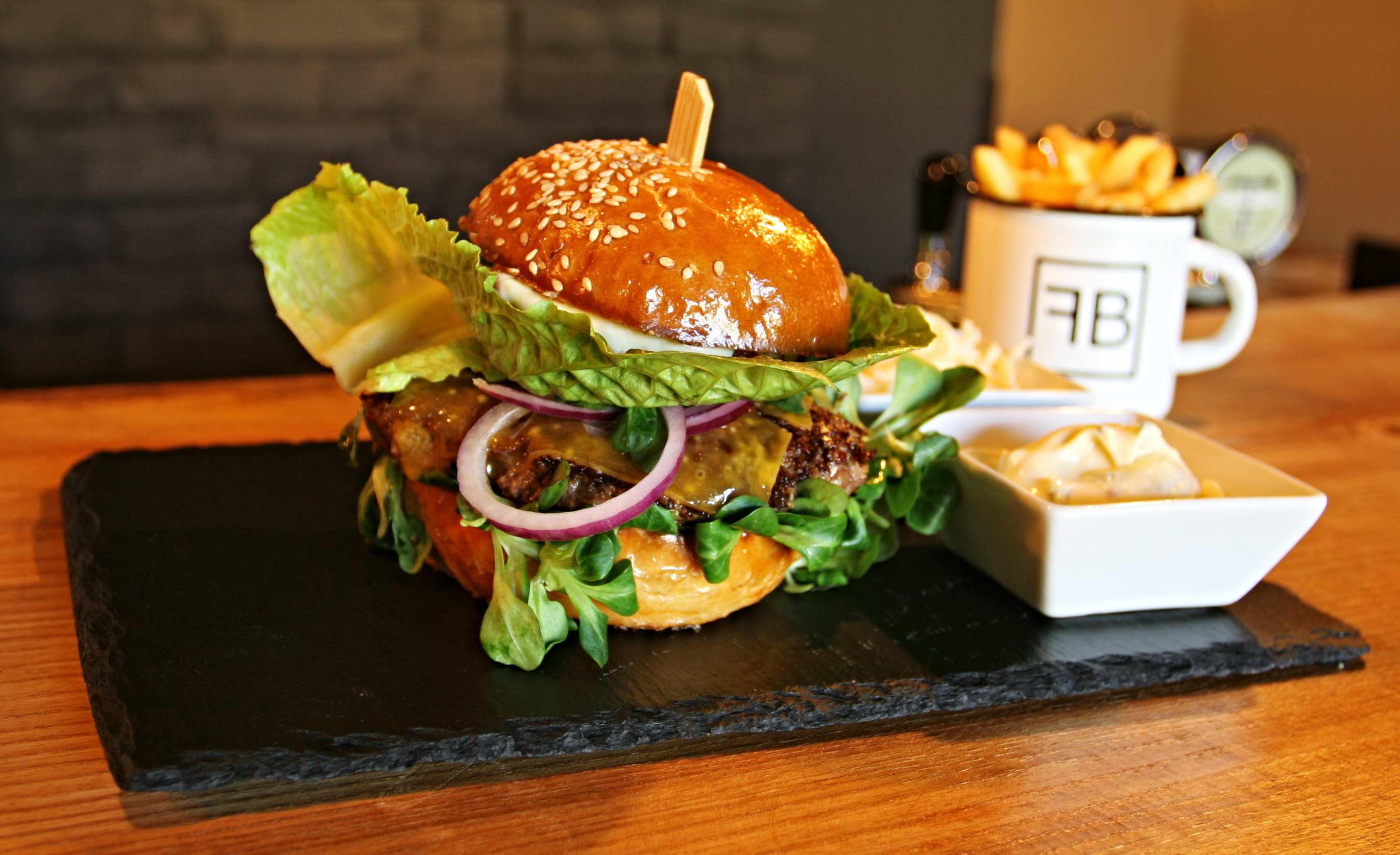 FOLK Burger foto 2