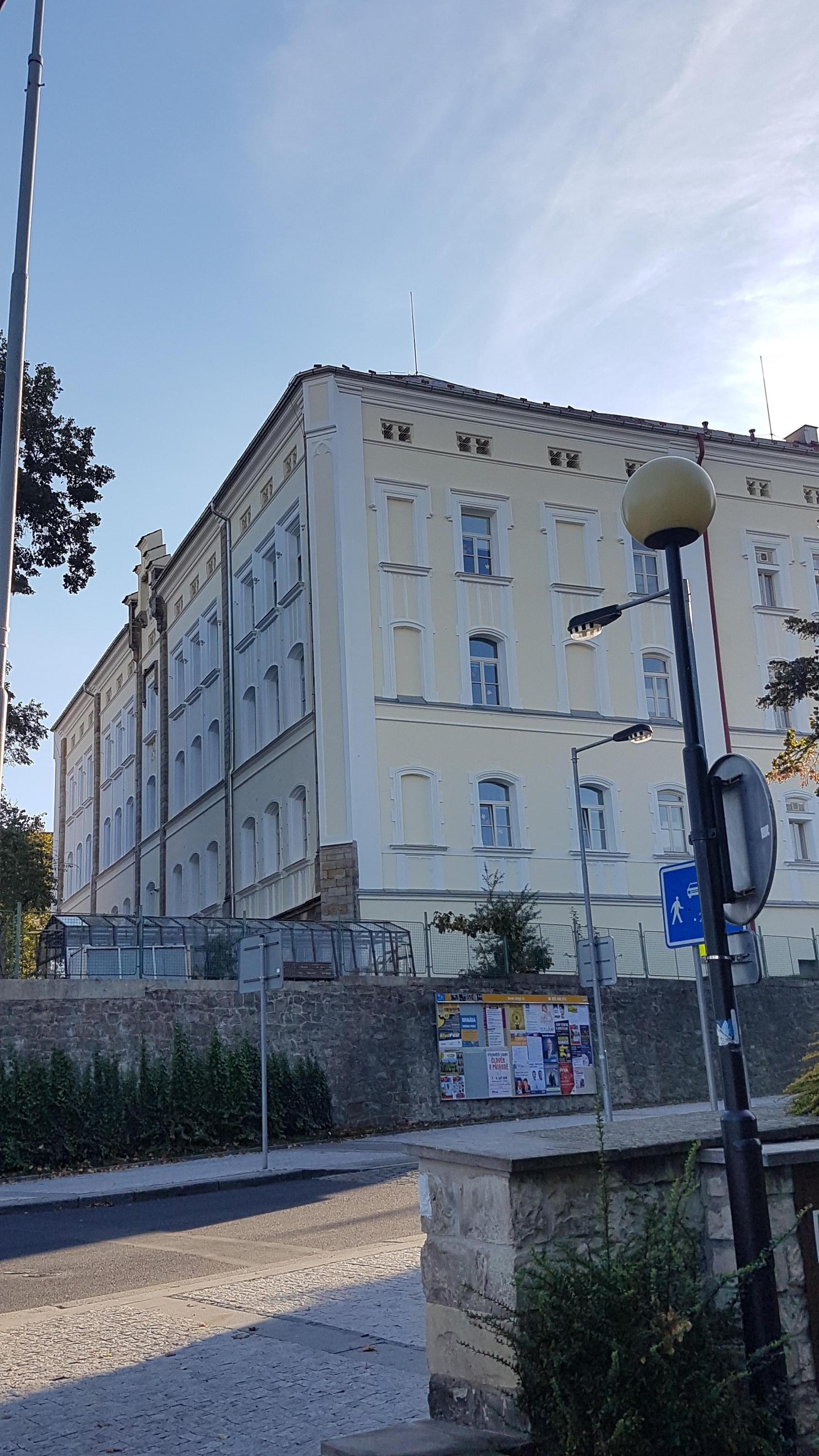 ZŠ J. A. Komenského, Louny foto 2