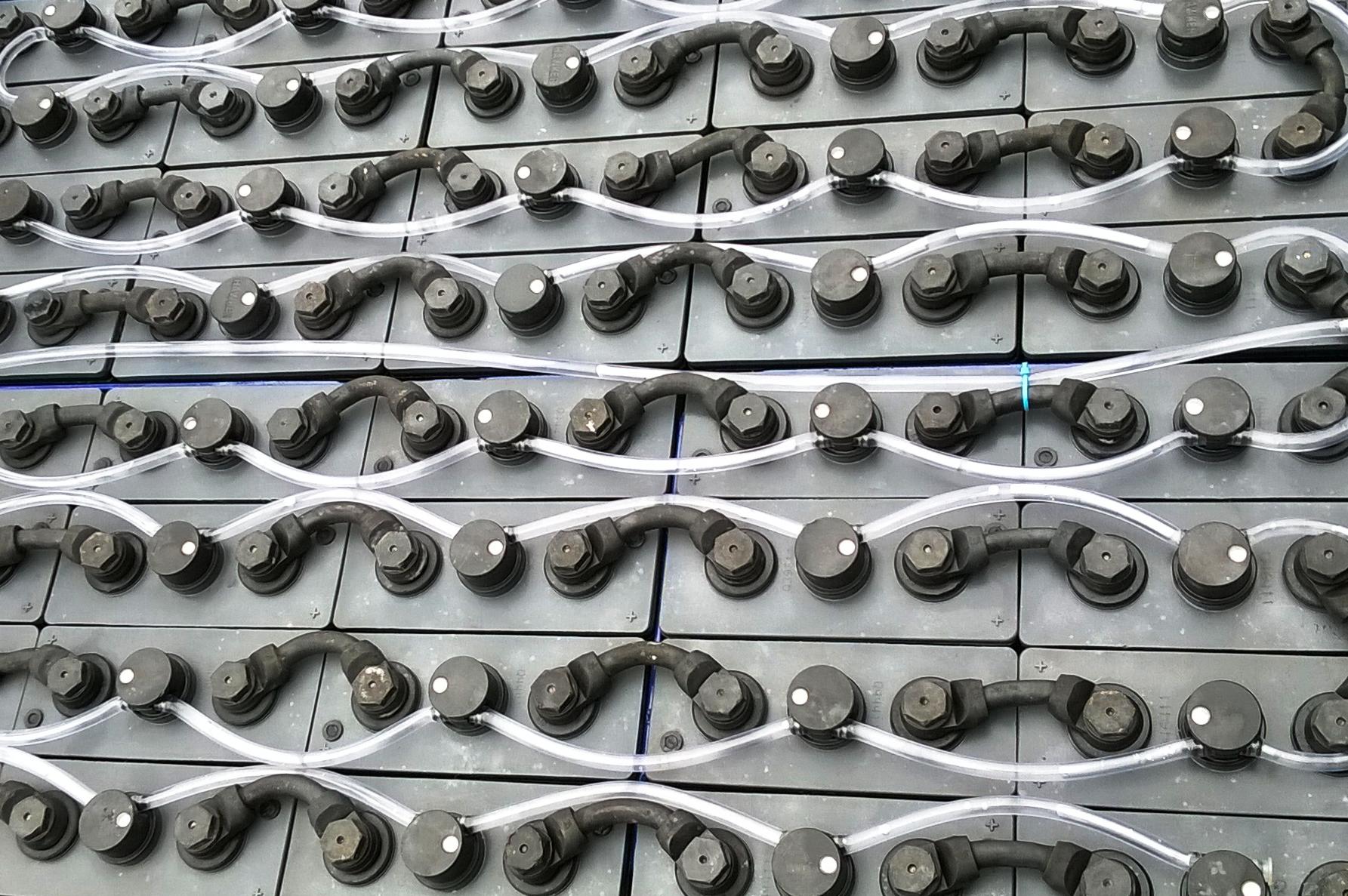 Trakční Baterie J. P. Technic