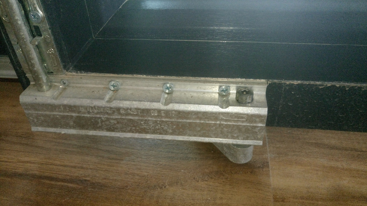 Tomáš Prosa - servis oken a dveří foto 2