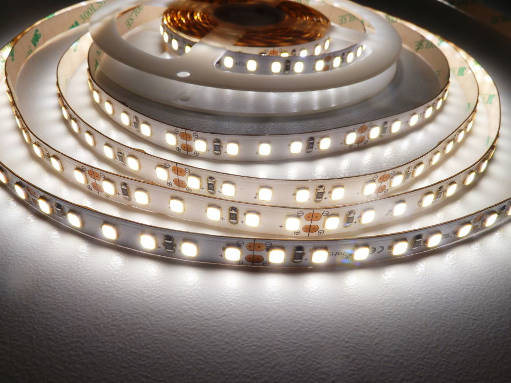 LED TECHNOLOGIE foto 2