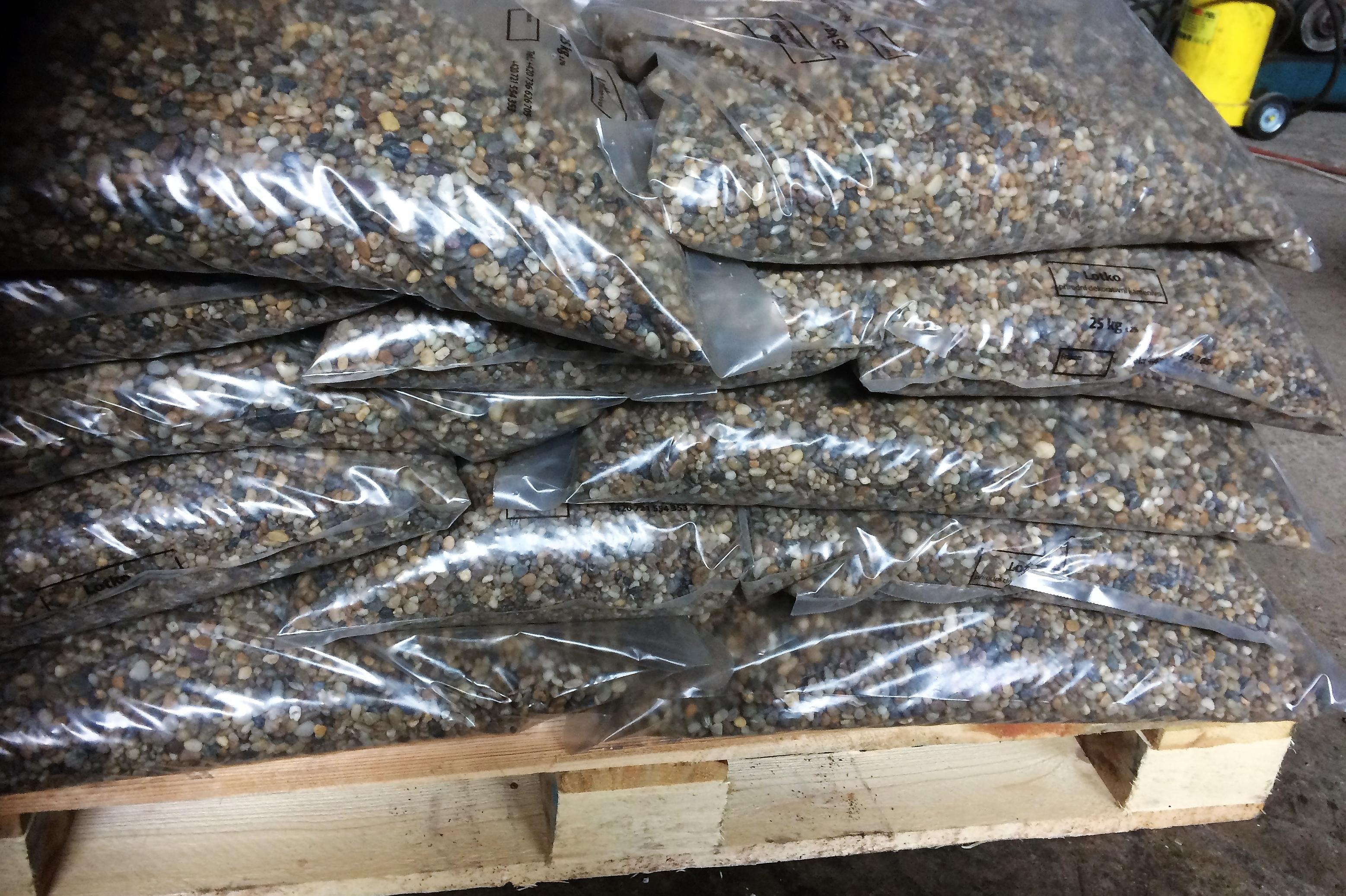 Tomáš Lotko - Přírodní dekorativní kamenivo