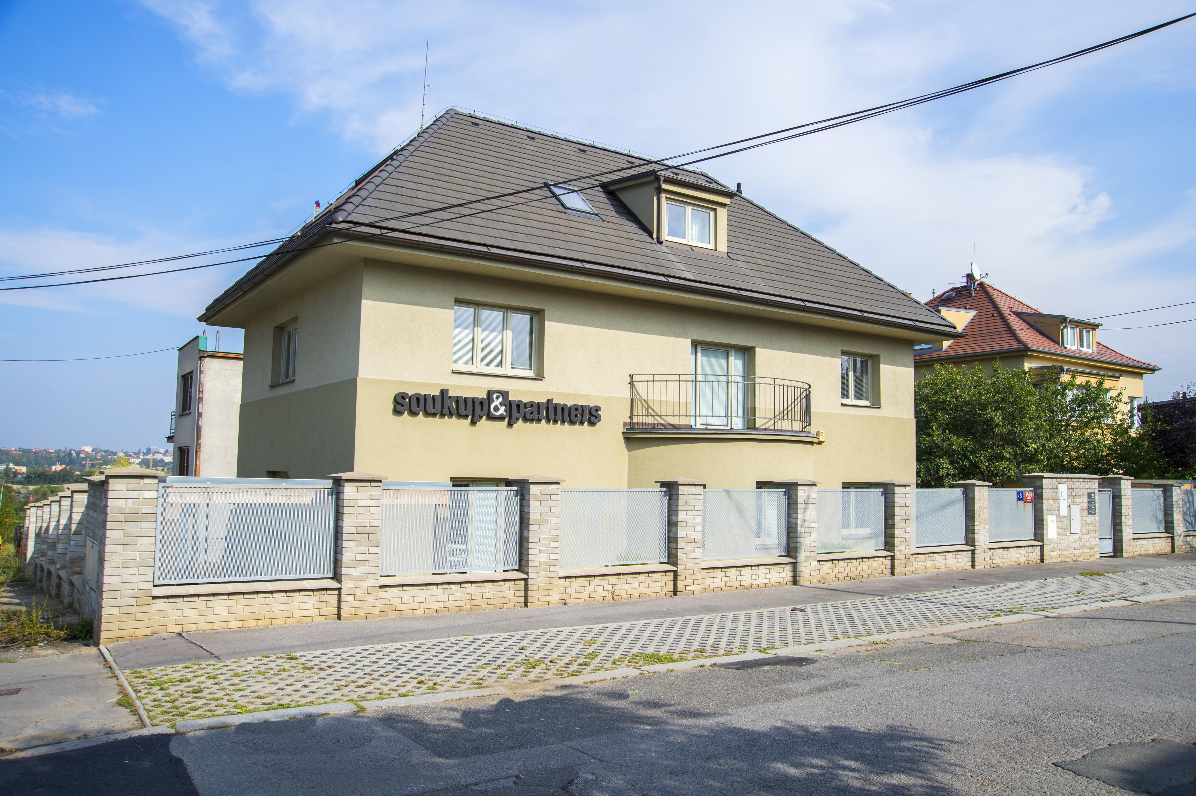 SOUKUP & PARTNERS s.r.o.