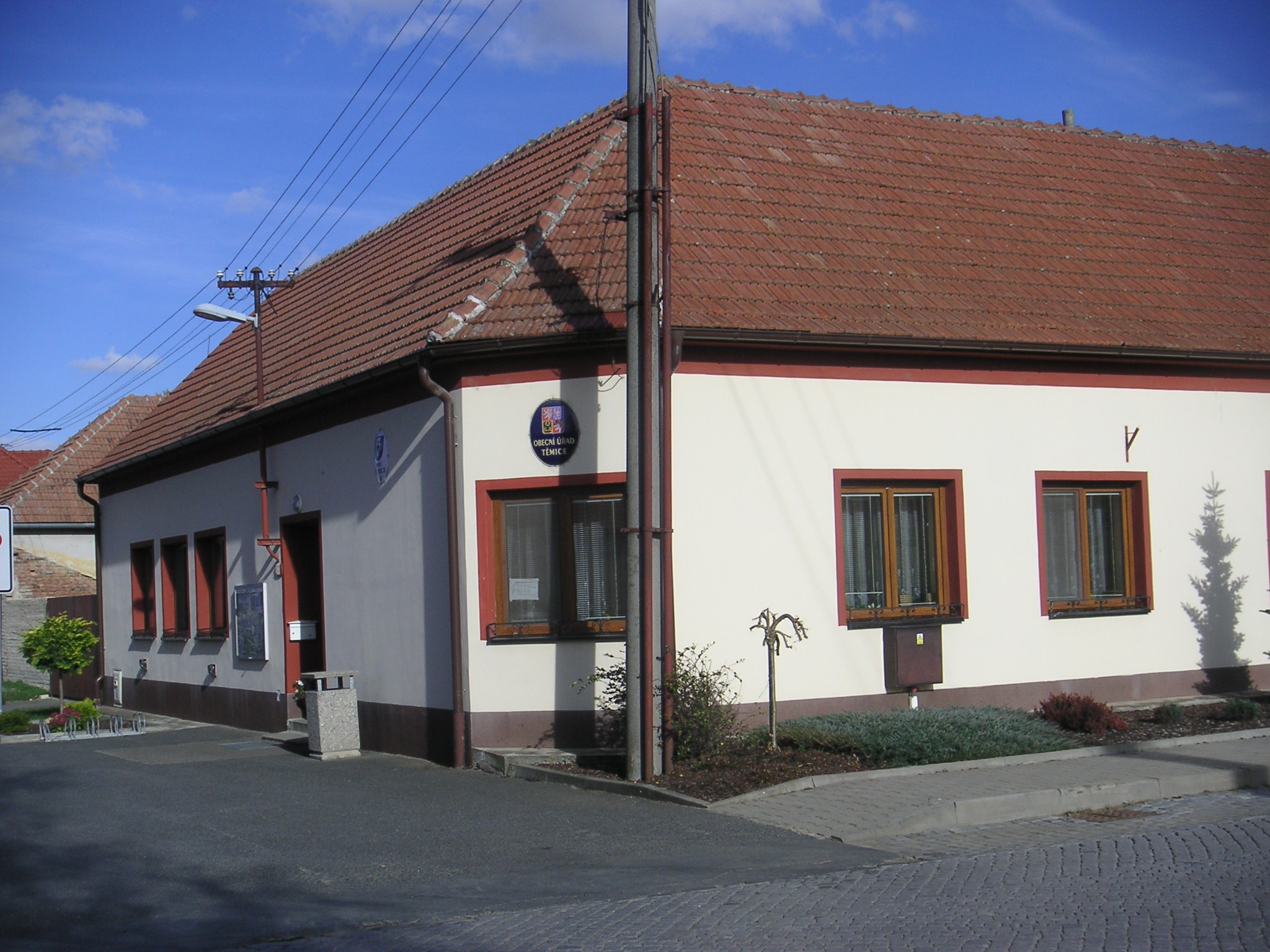 Těmice - obecní úřad