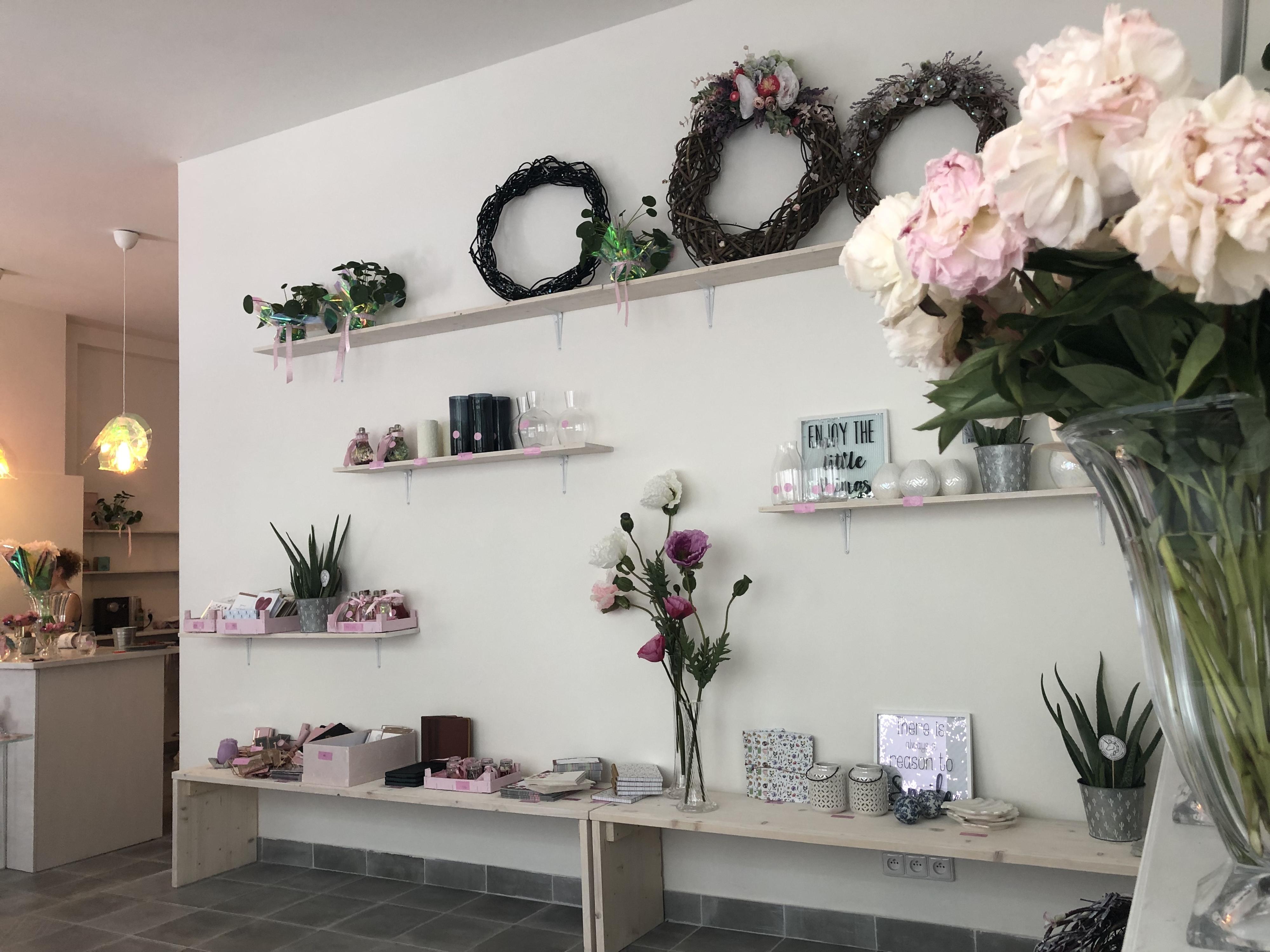 BELIEVE IN UNICORNS - flower shop & decorations foto 2