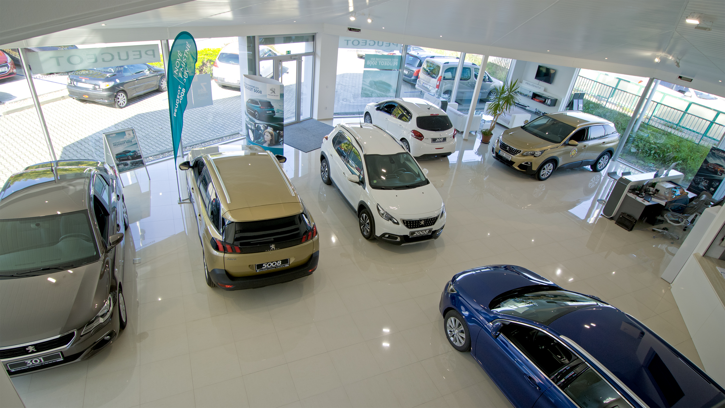AUTO MAREK foto 2