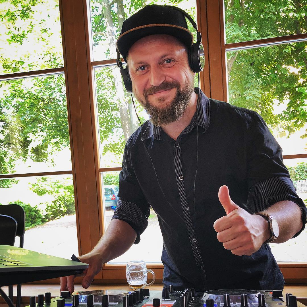 DJ Ozzby foto 4