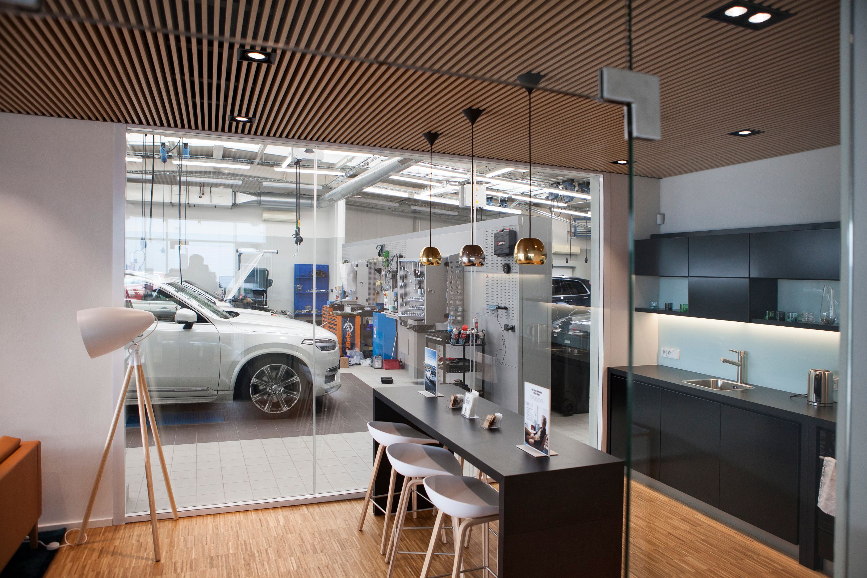 Volvo car AUTO IN foto 3