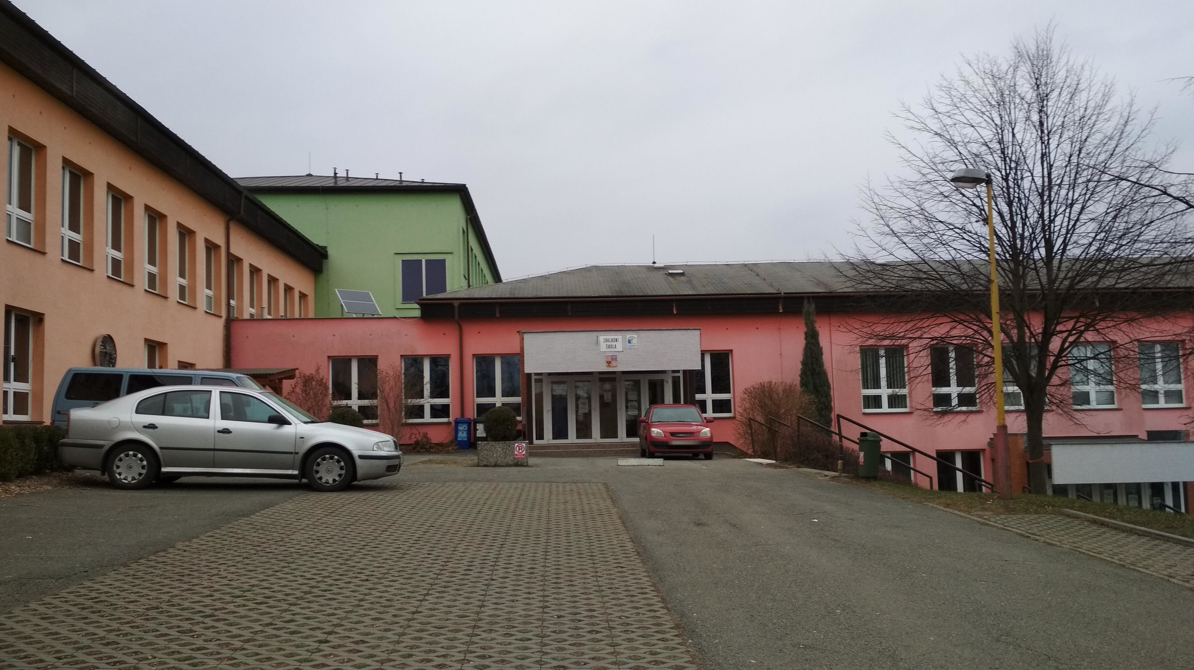 ZŠ 5. května, Rožnov pod Radhoštěm foto 4