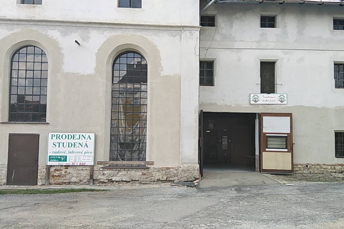 Prodejna piva Regent Studená