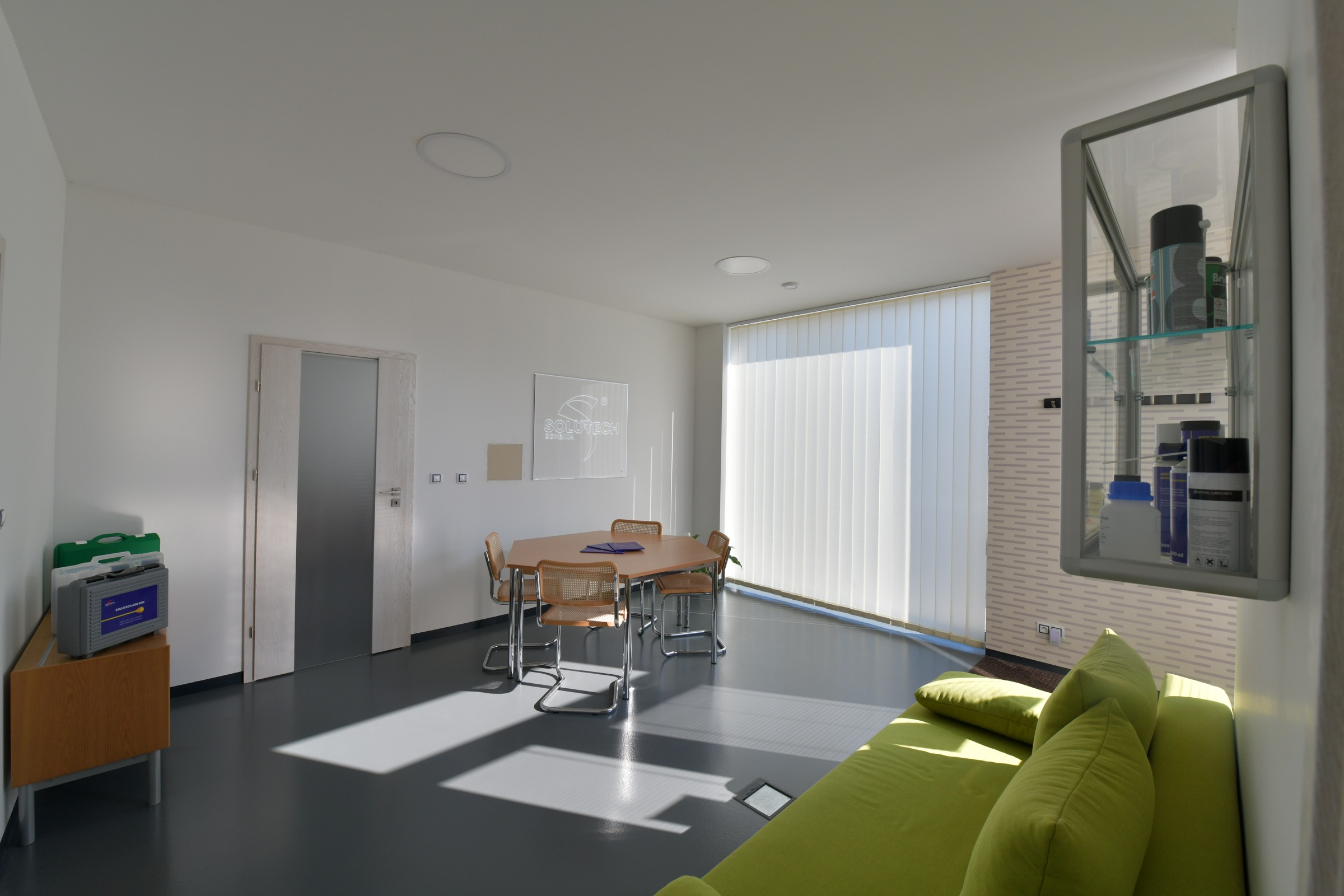 SOLUTECH BOHEMIA, s.r.o. foto 3