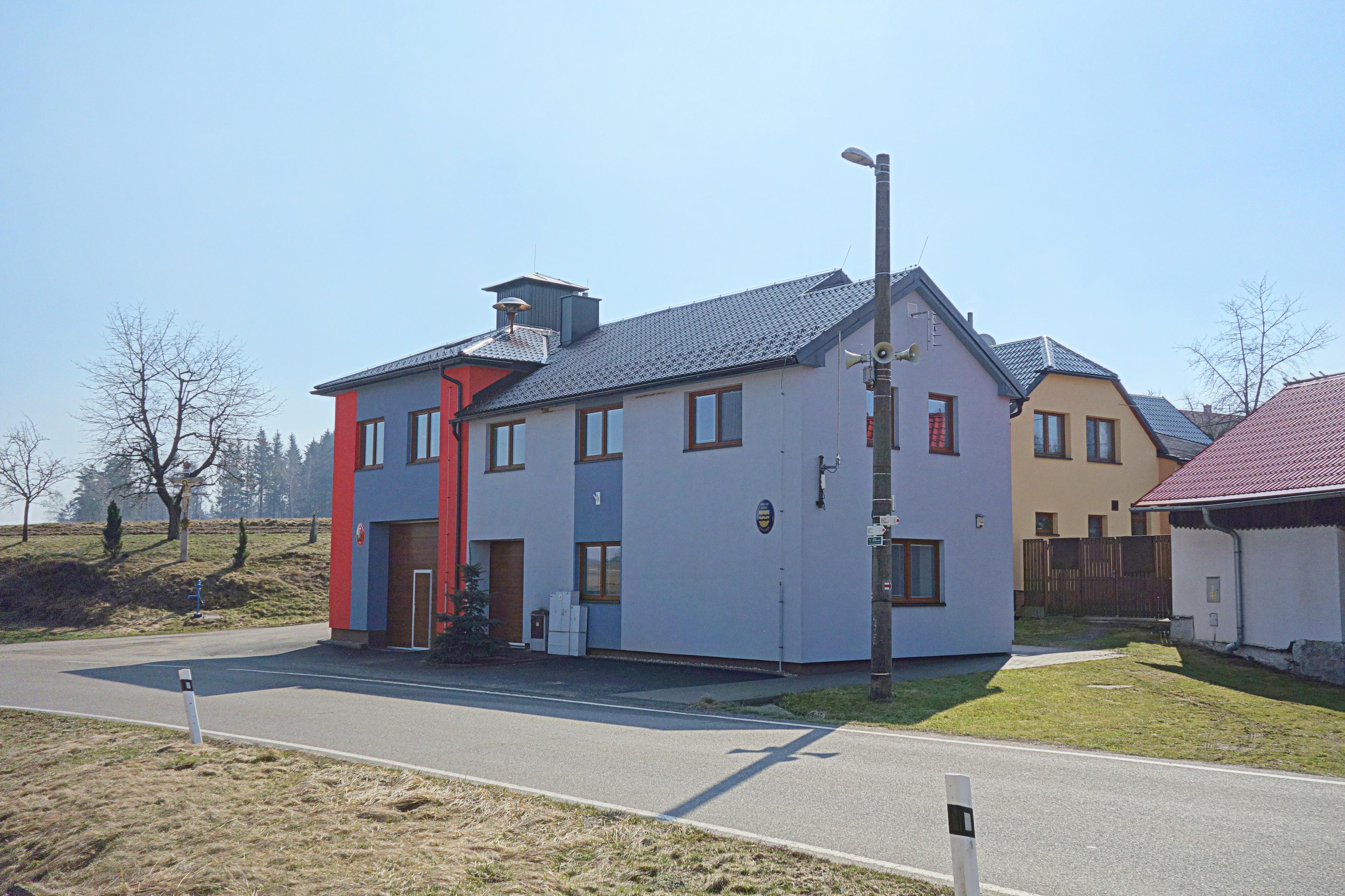 Kotlasy - obecní úřad foto 3