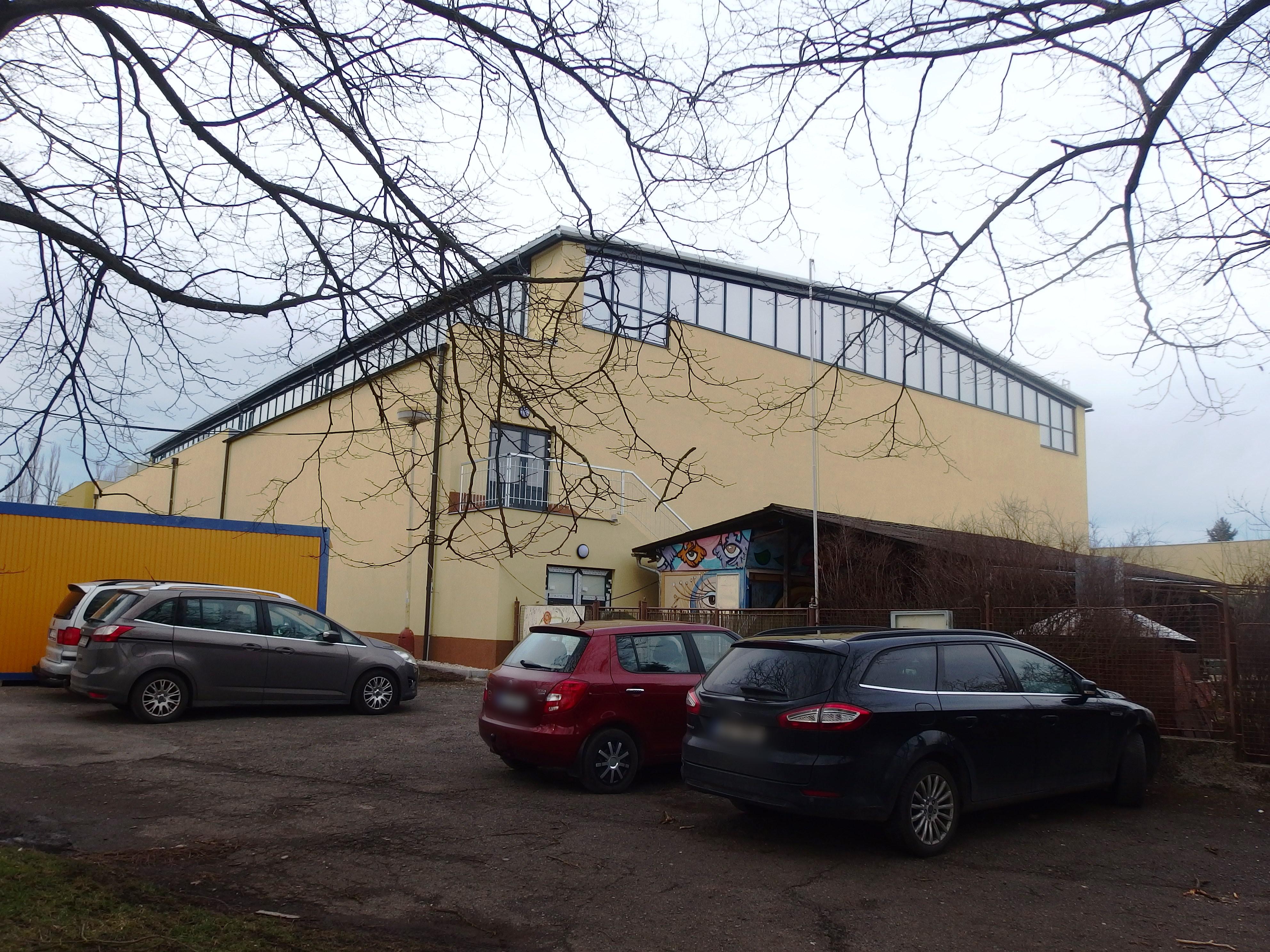 DOKAS Dobříš - sportovní hala foto 2